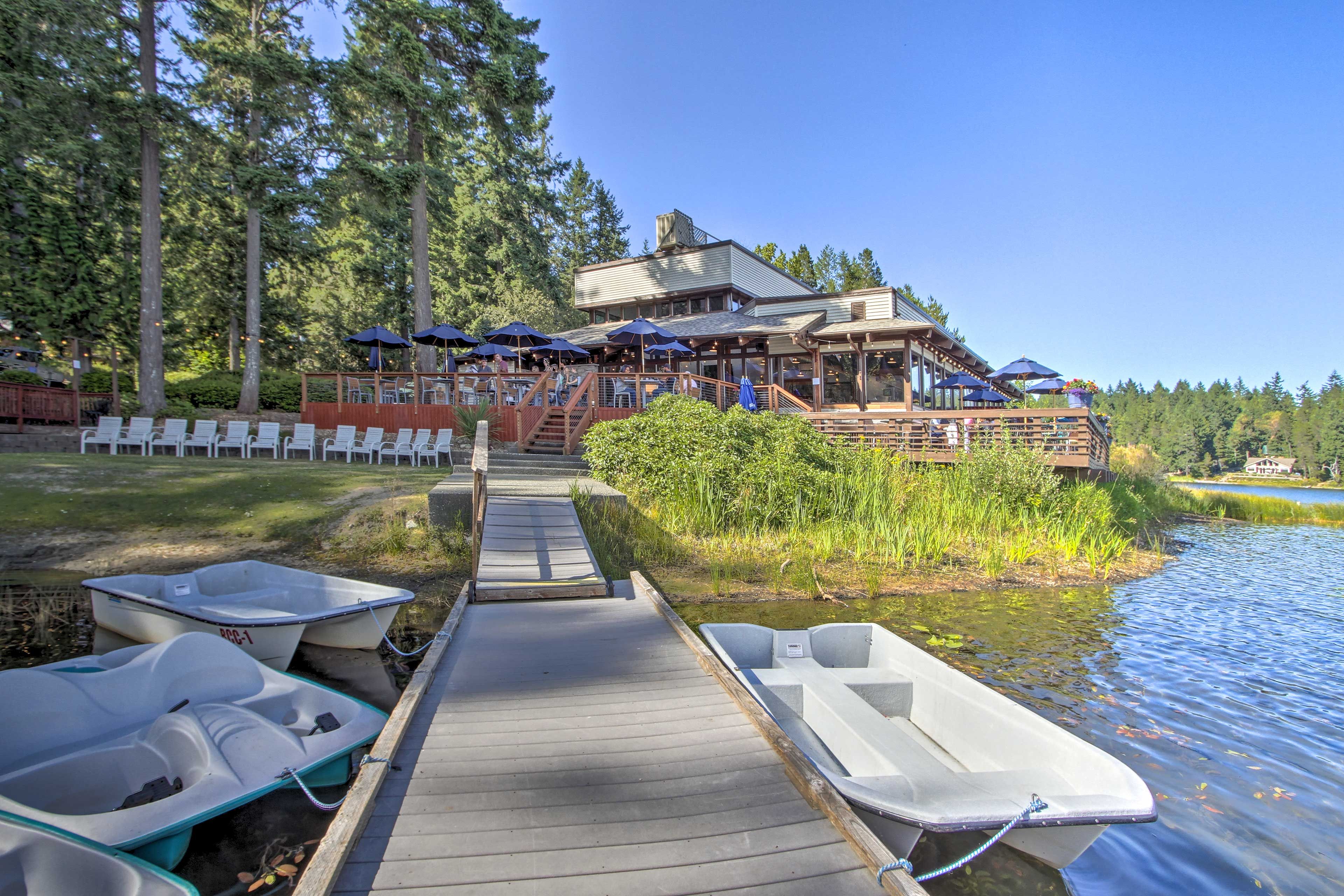 Community Dock | Josephine Lake