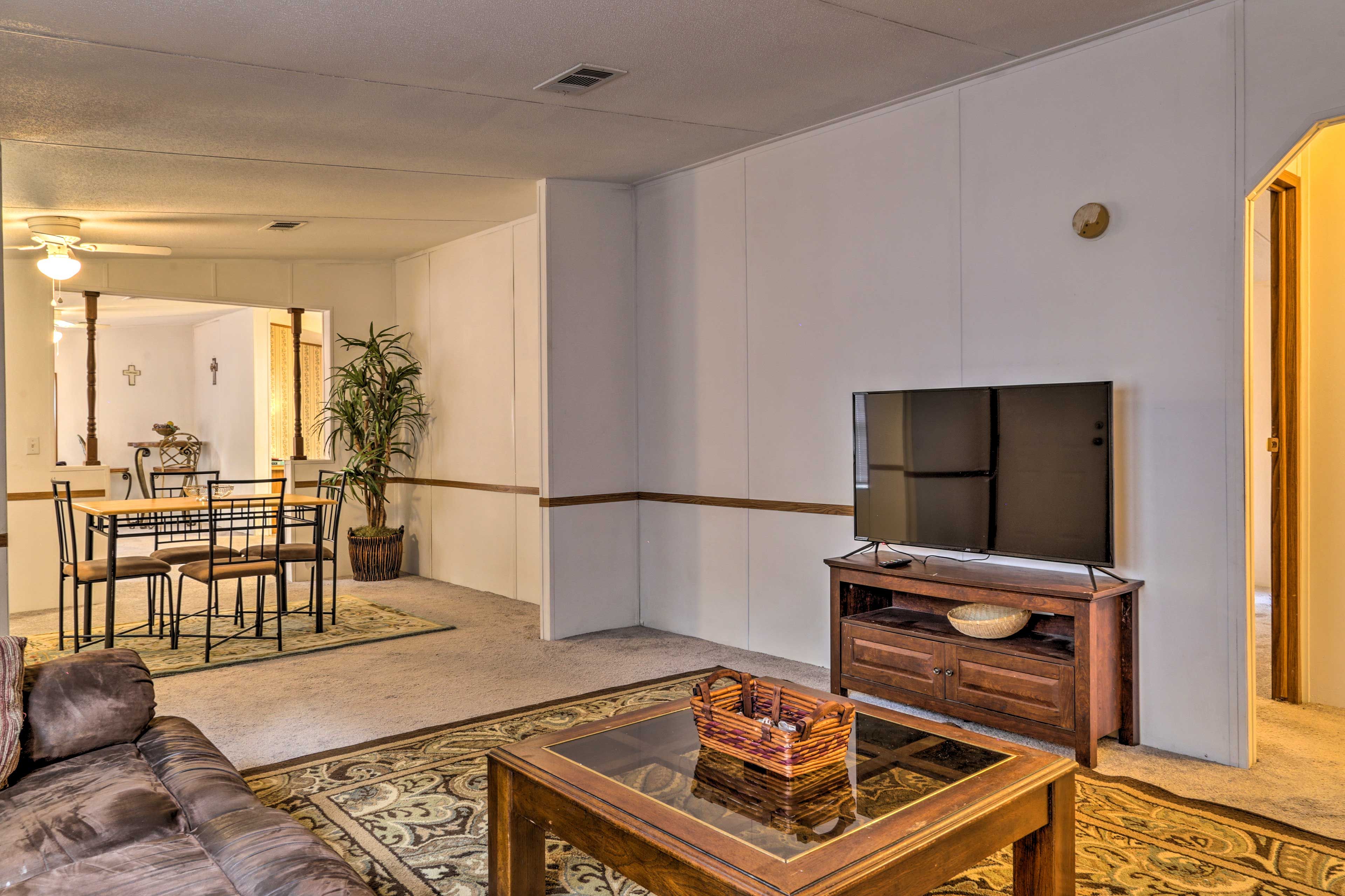 This 1,875-square-foot property comfortably sleeps 6 travelers.