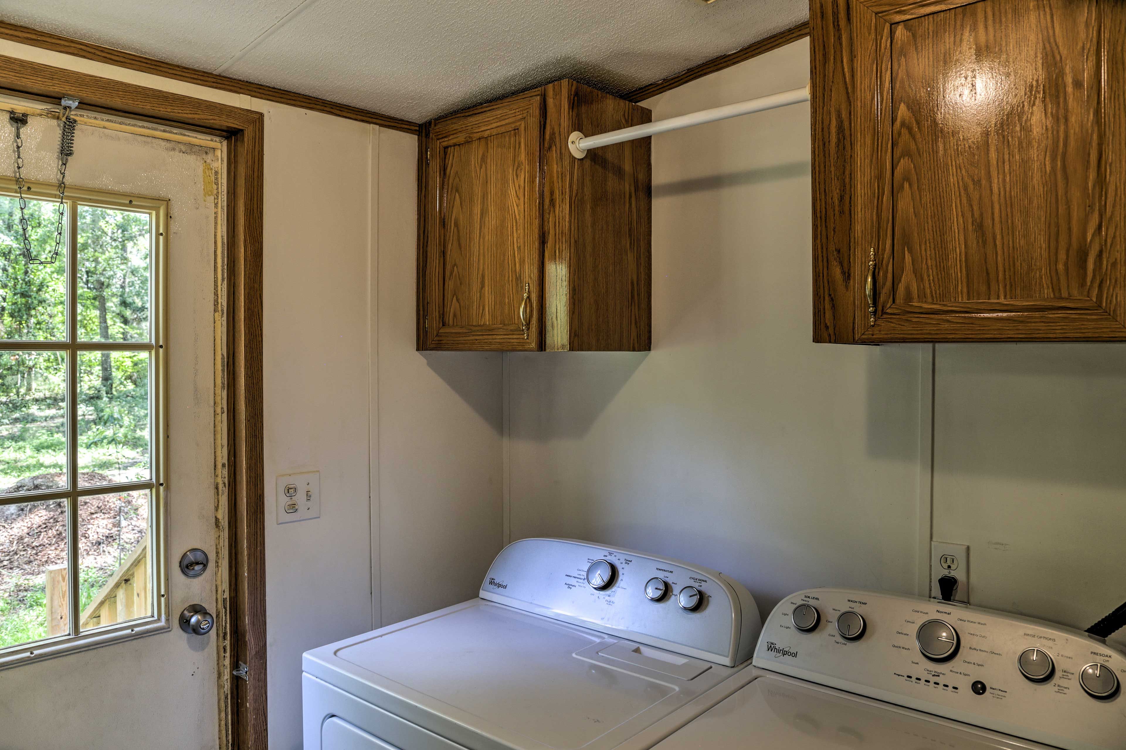 In-unit laundry machines make washing easy.
