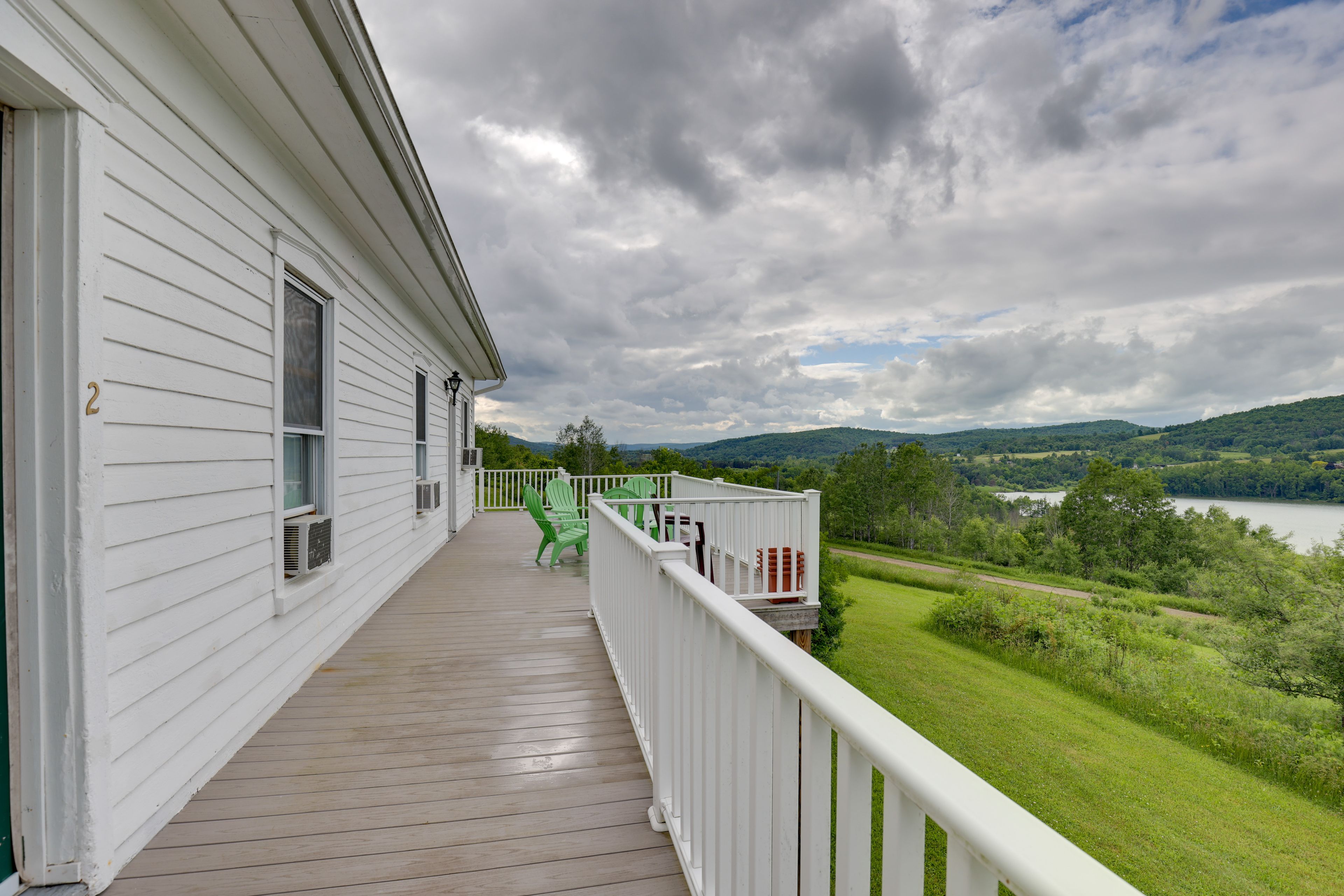 Shared Wraparound Deck