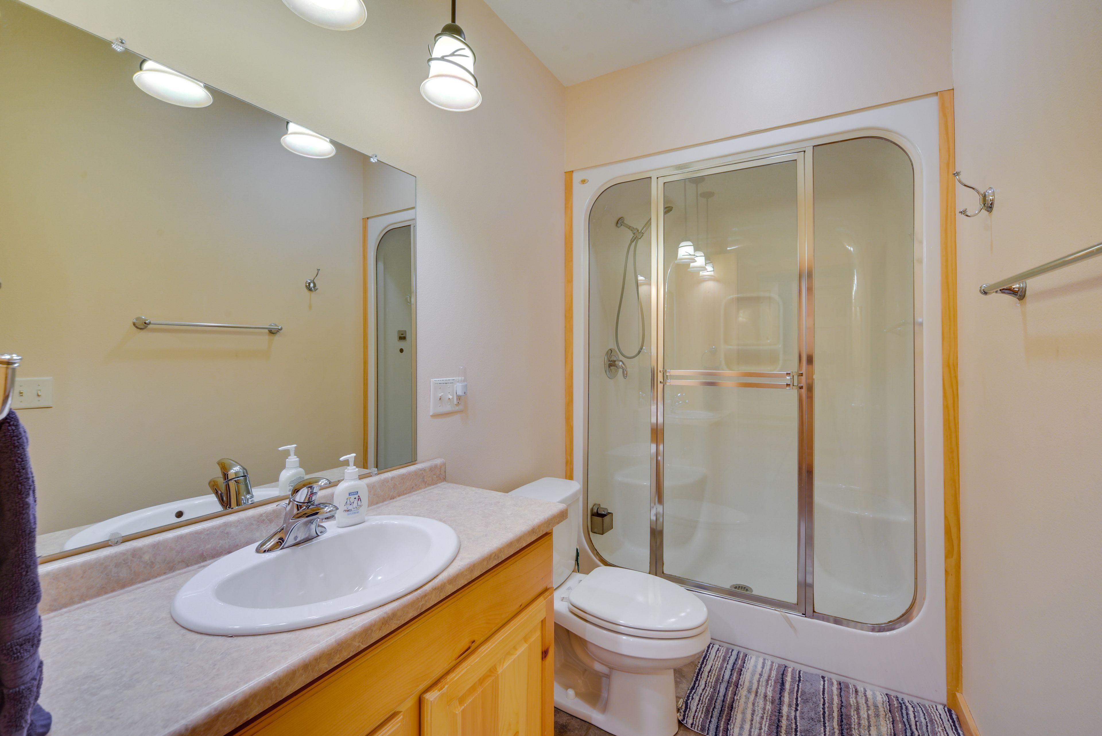 Full Bathroom | Steam Shower