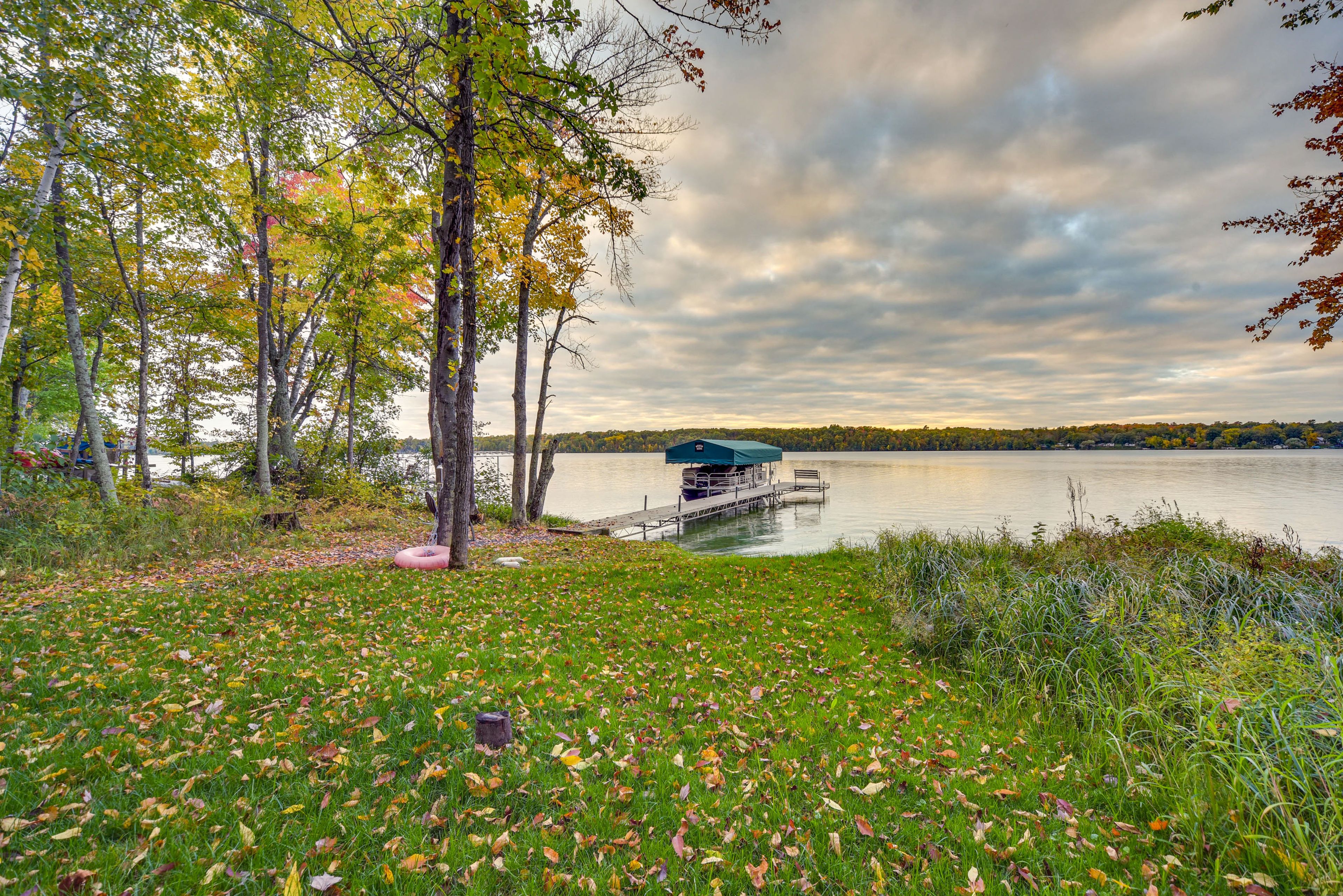 Private Dock | 14'-22' Boats Only