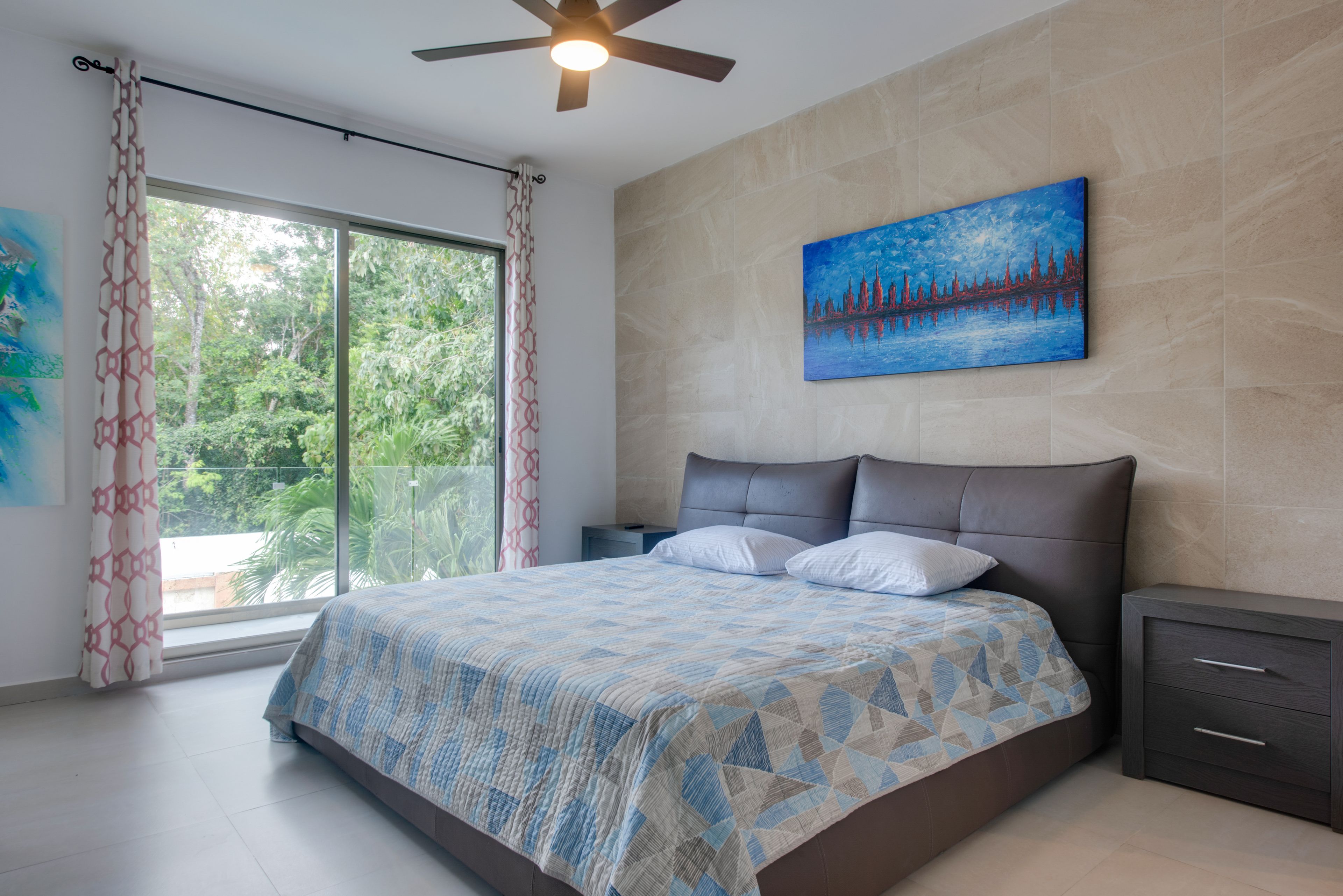 Bedroom 2 | King Bed
