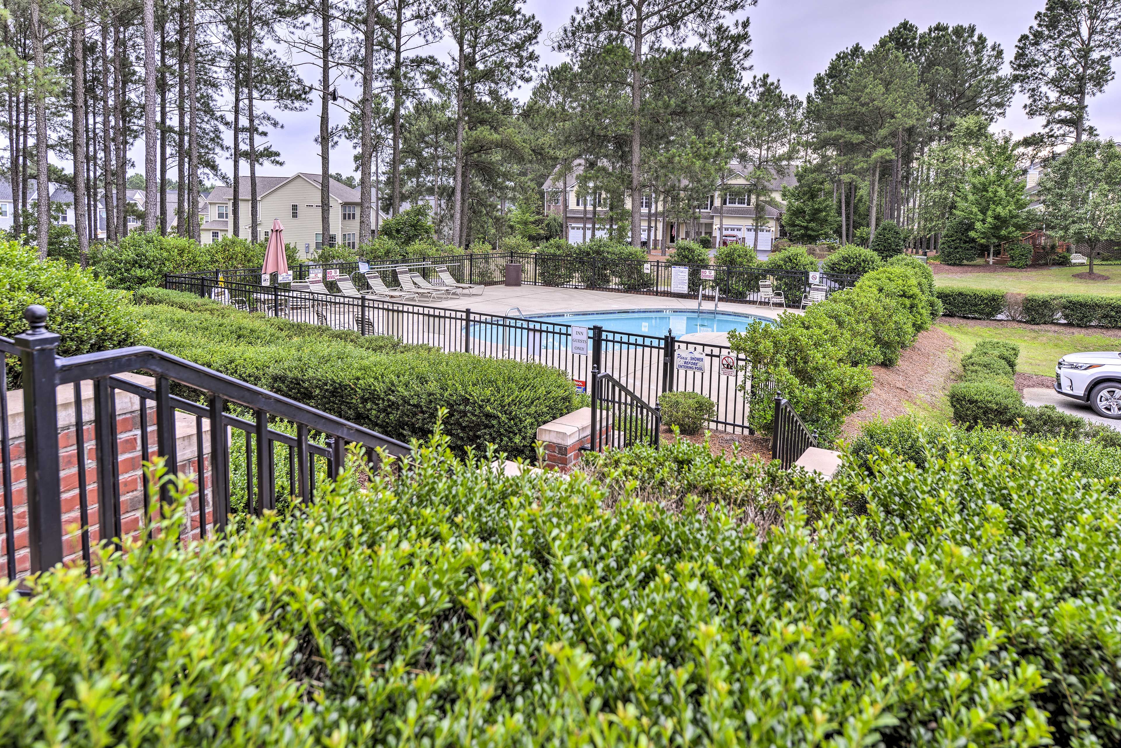 Community Amenities | Pool Access
