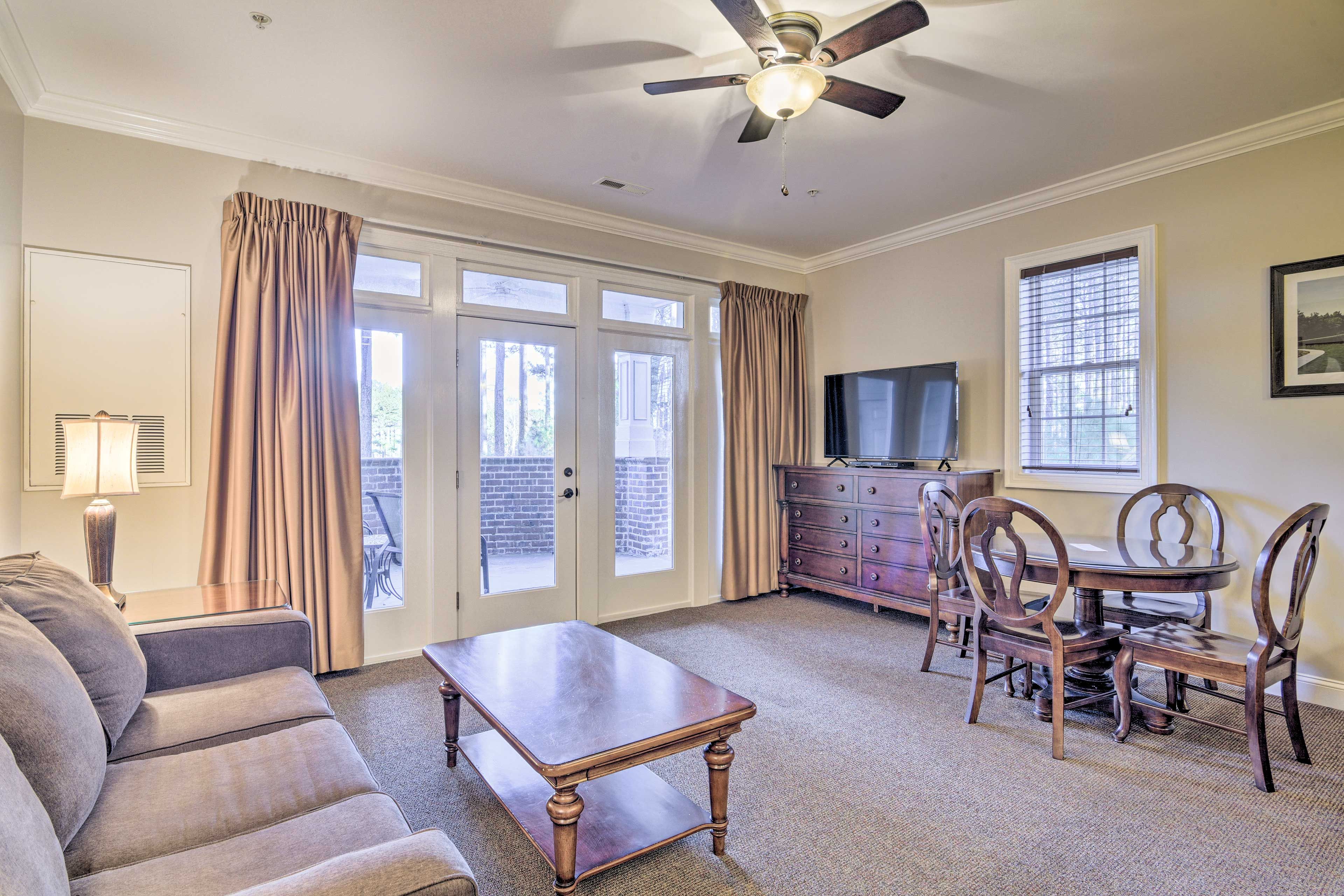 Living Room | Balcony Access
