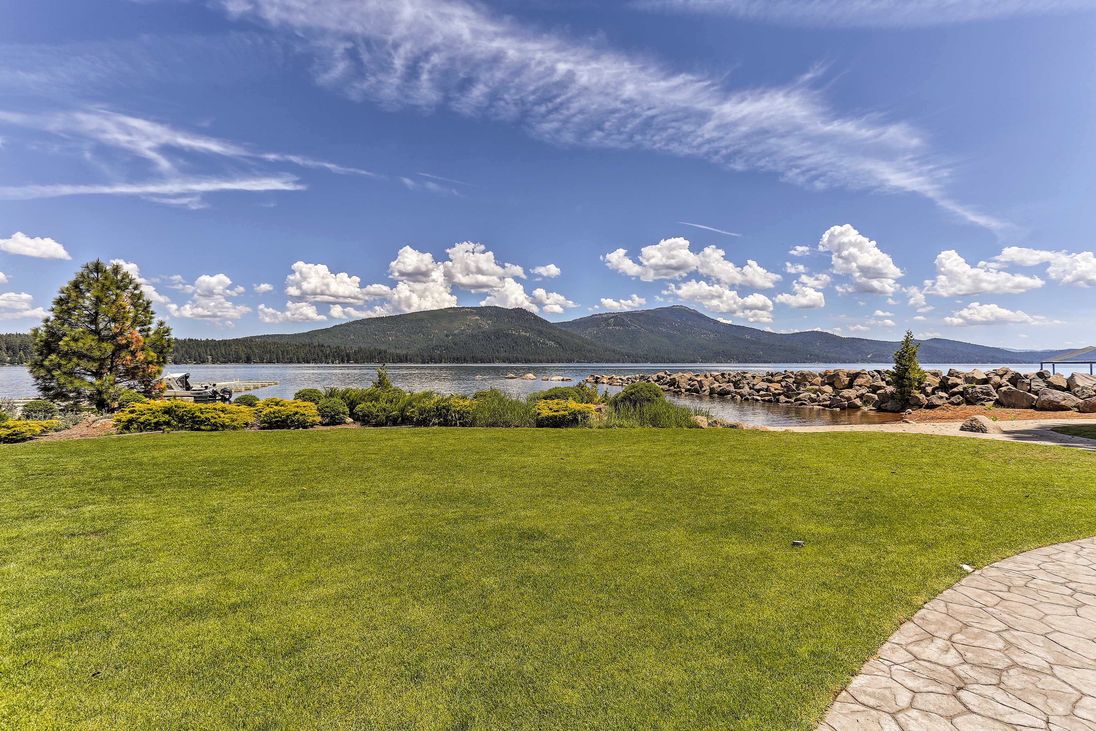 Walk just a minute to the lake shore!