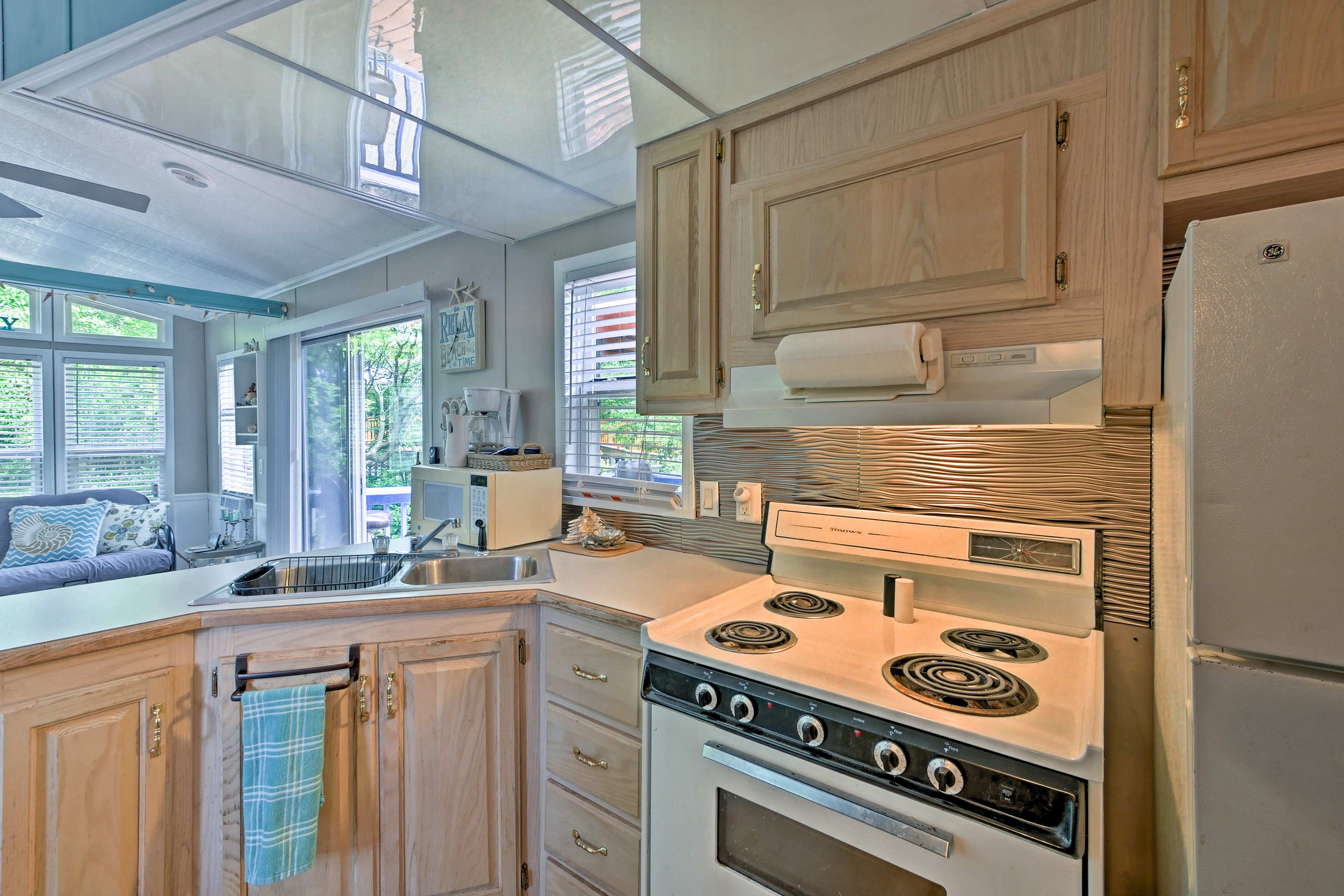 Kitchen | Coffee Maker | Cooking Basics | Microwave