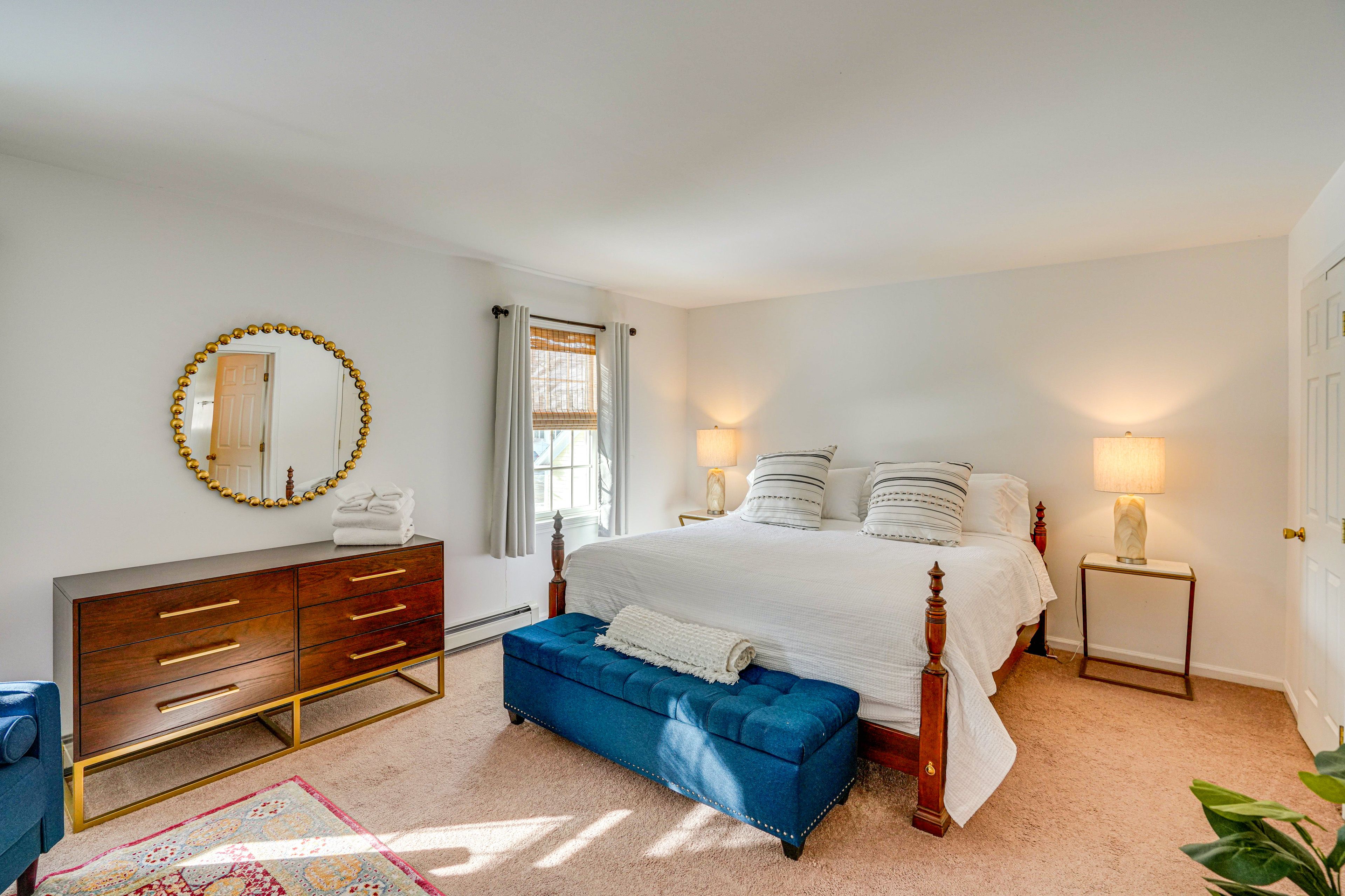 Bedroom 1 | King Bed | 2nd Floor | Linens Provided