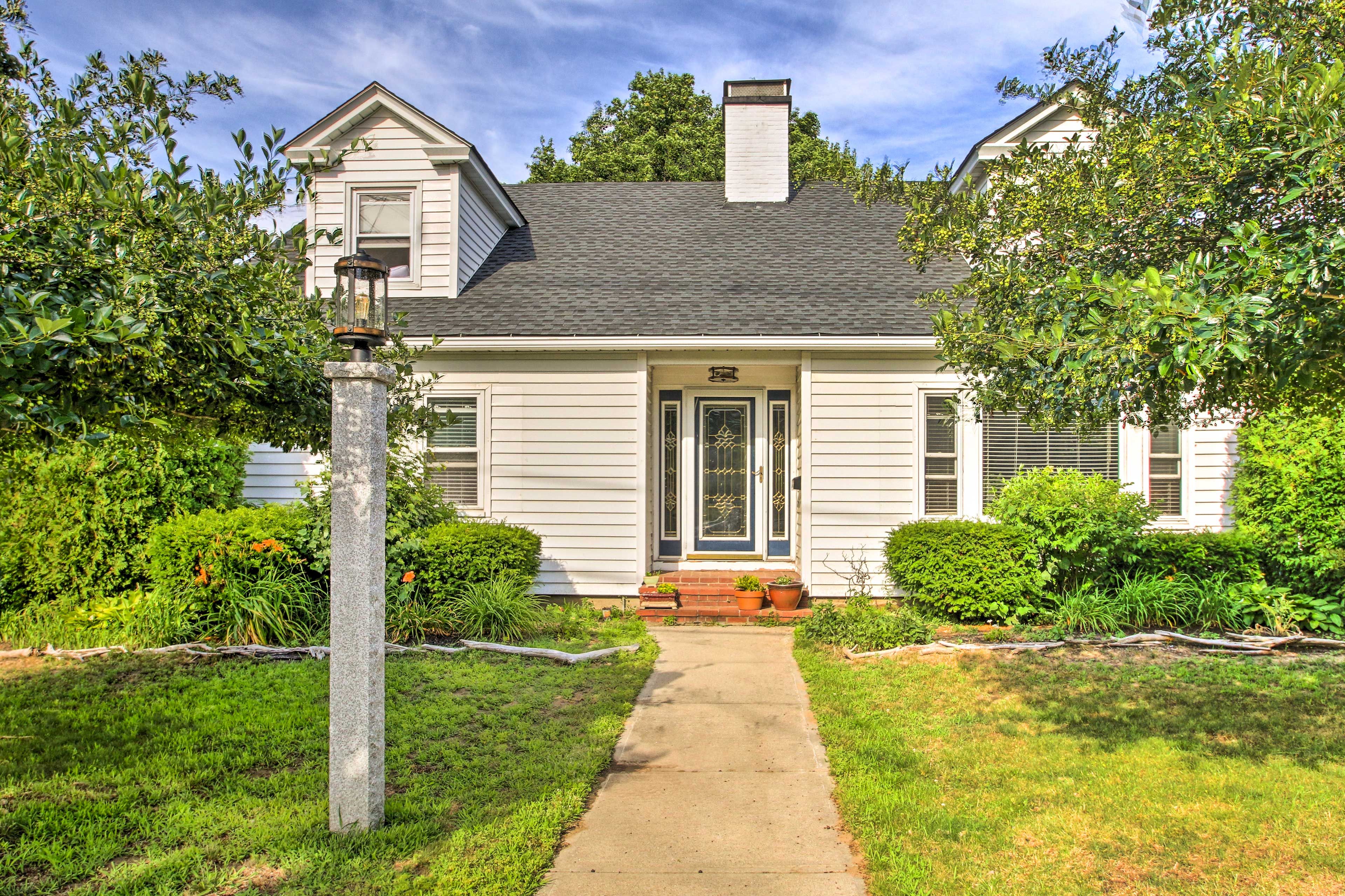 Old Orchard Beach Vacation Rental | 5BR | 2BA | 2,800 Sq Ft | Steps Required