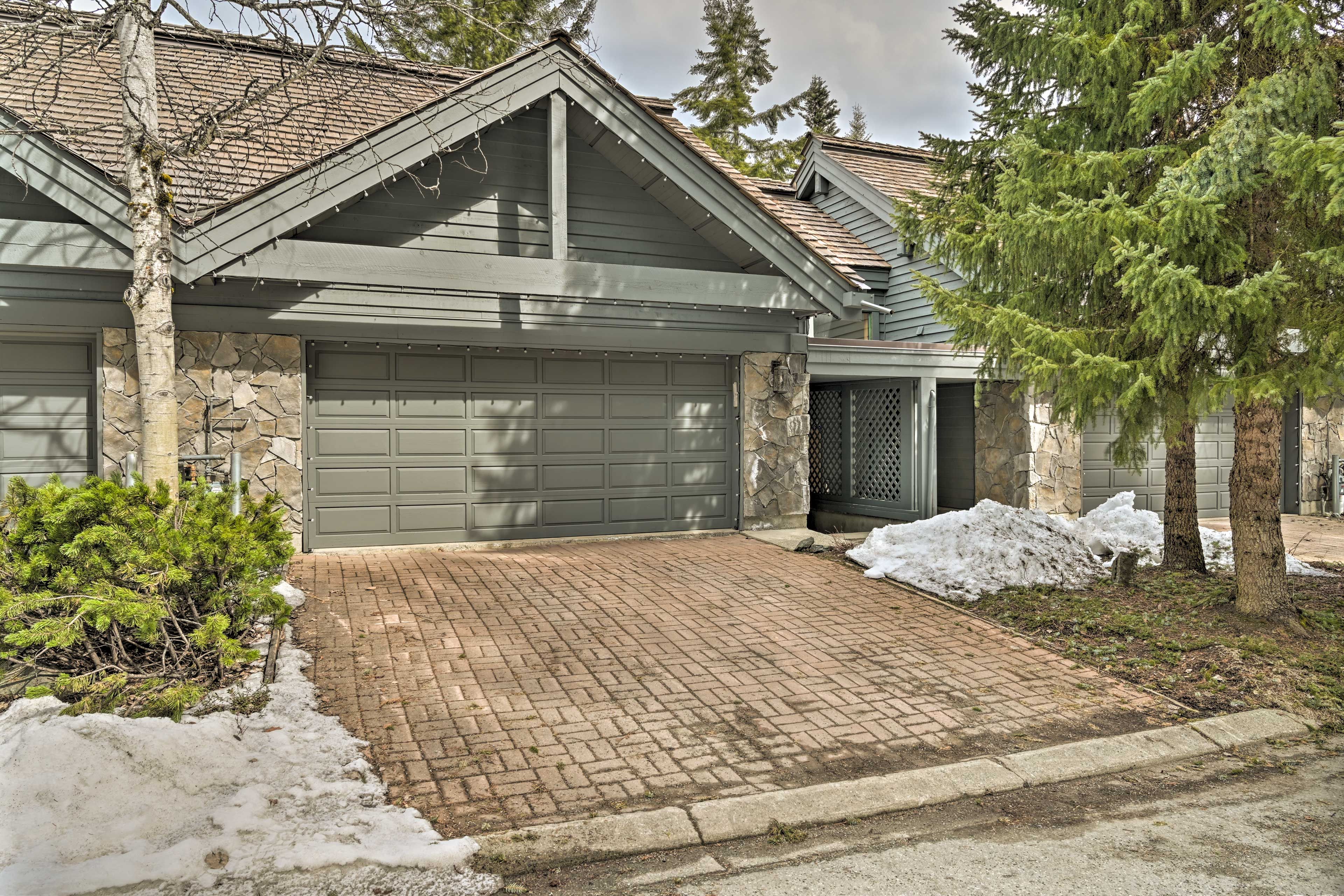 Driveway Parking (2 Vehicles)