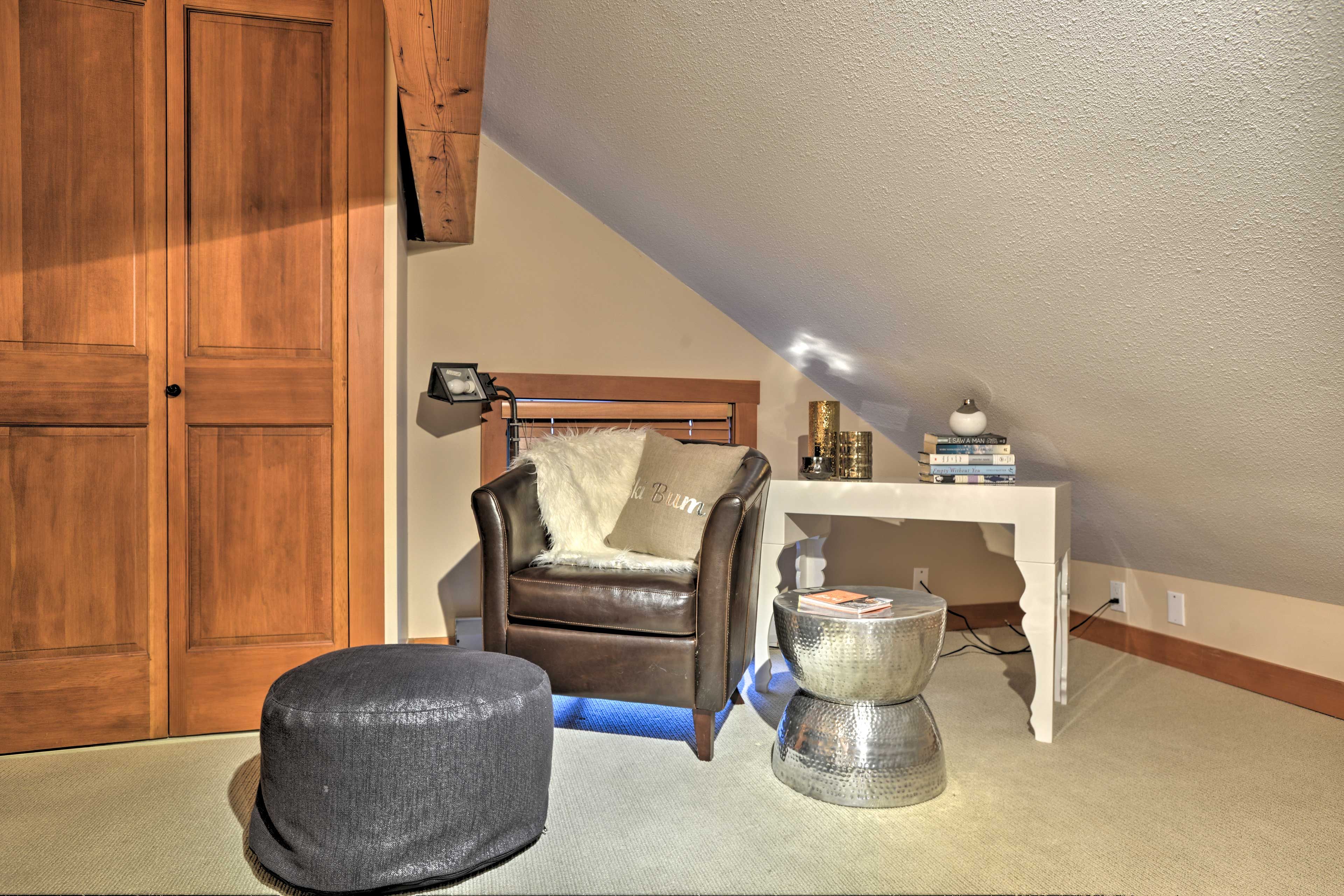 Bedroom 2 | Reading Nook