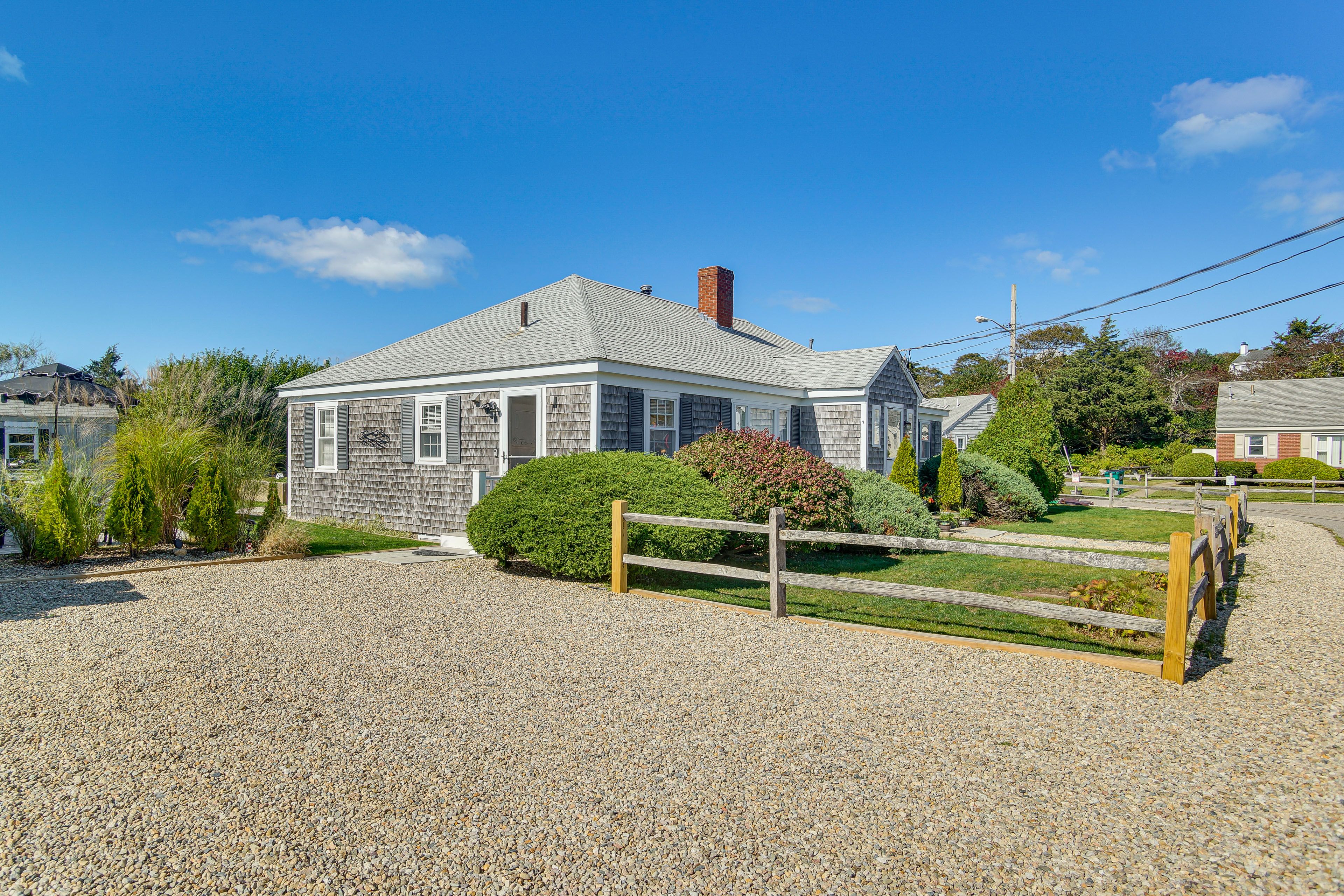 Parking | Driveway (2 Vehicles)