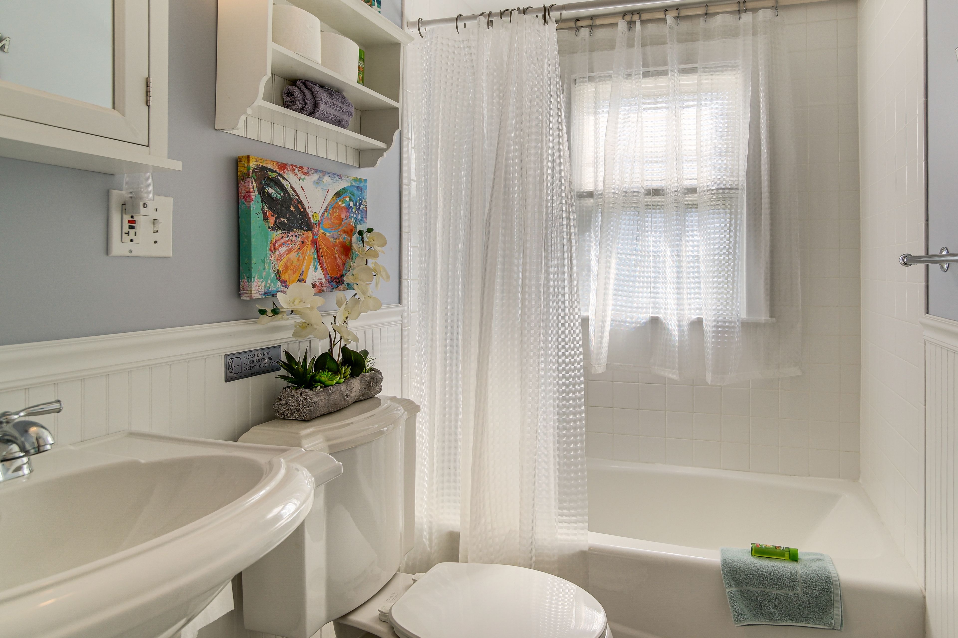 Bathroom | Towels Provided