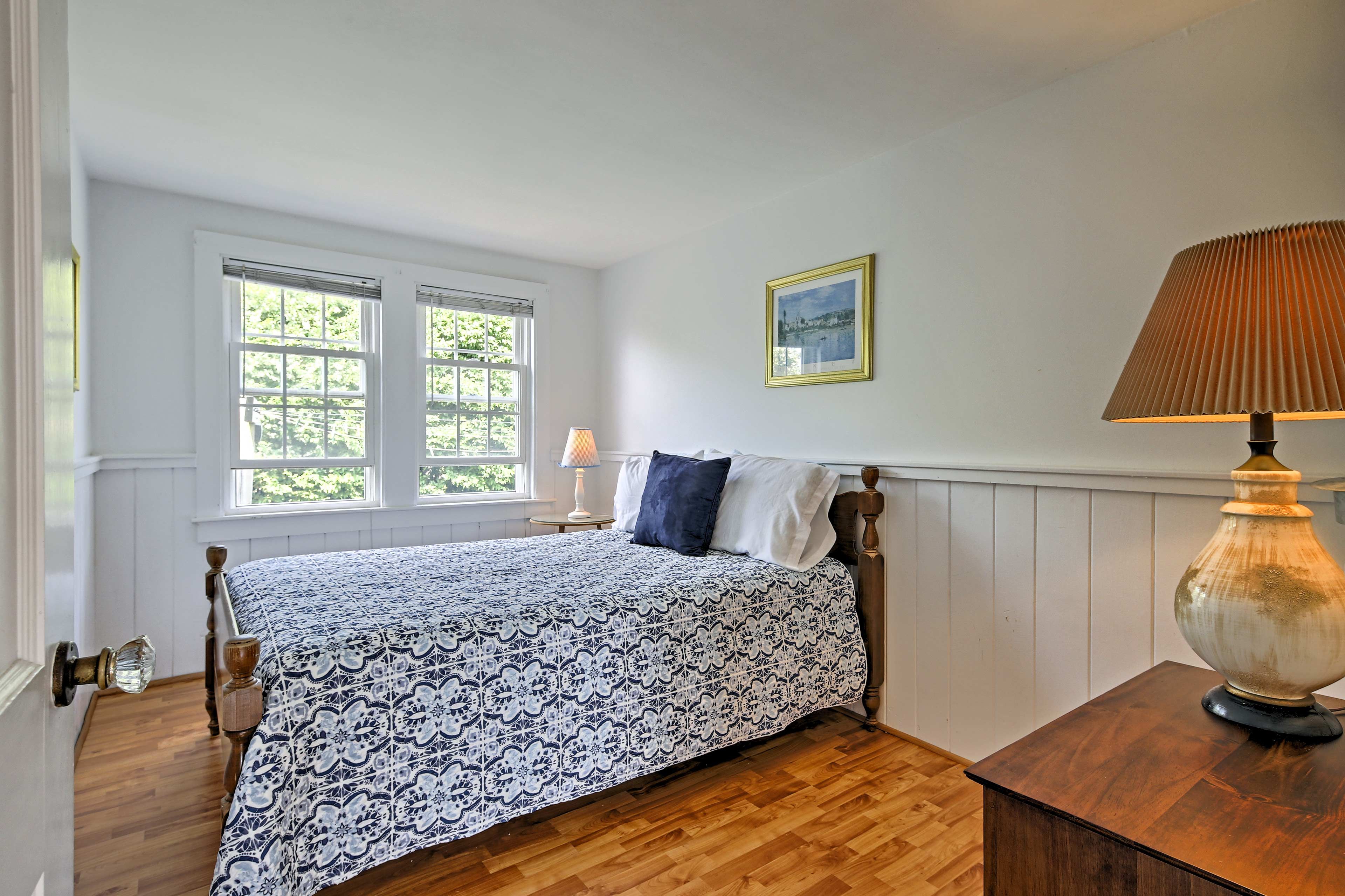 Bedroom 1 | Queen Bed | Linens Provided