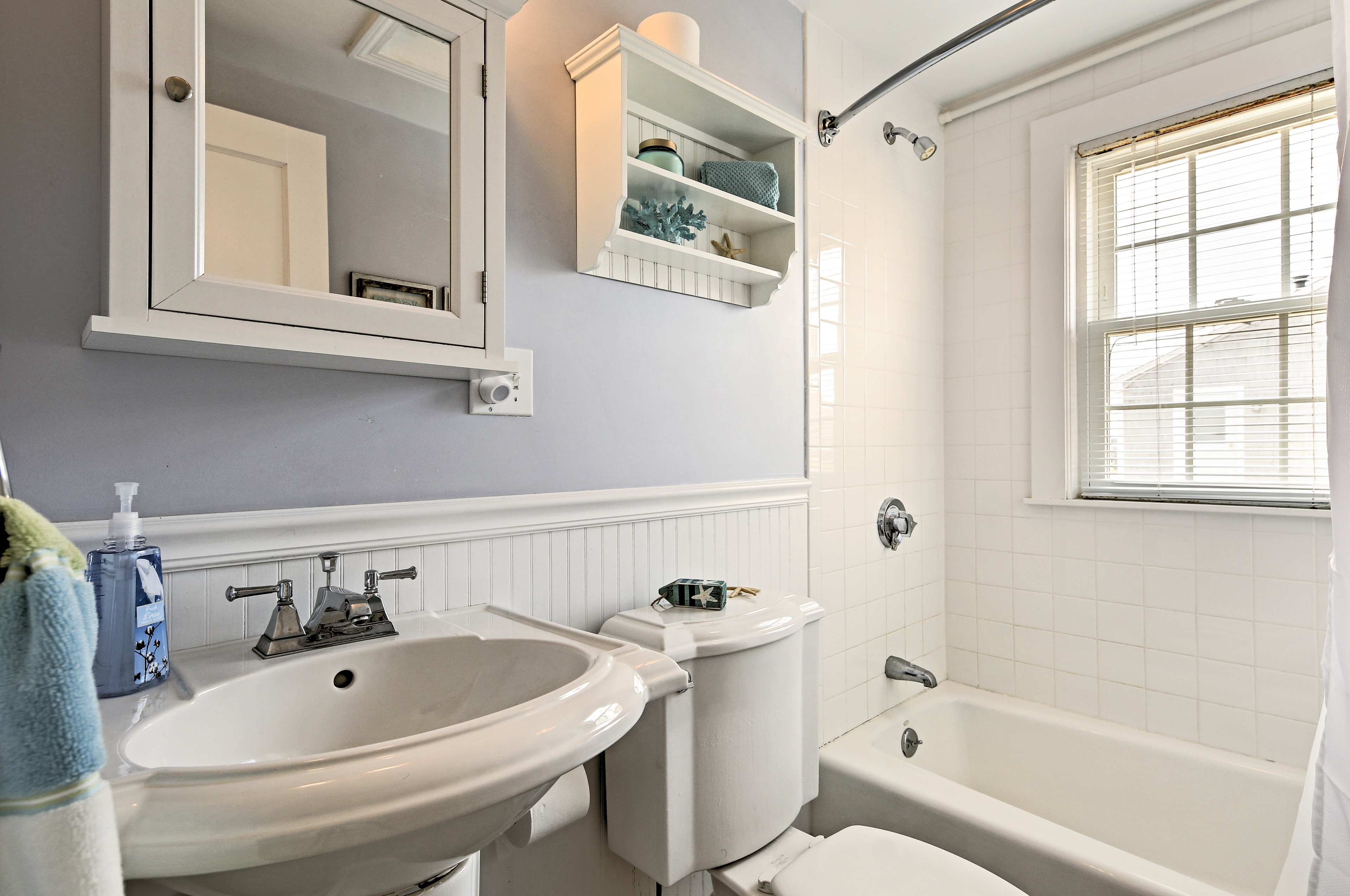 Bathroom | Towels Provided