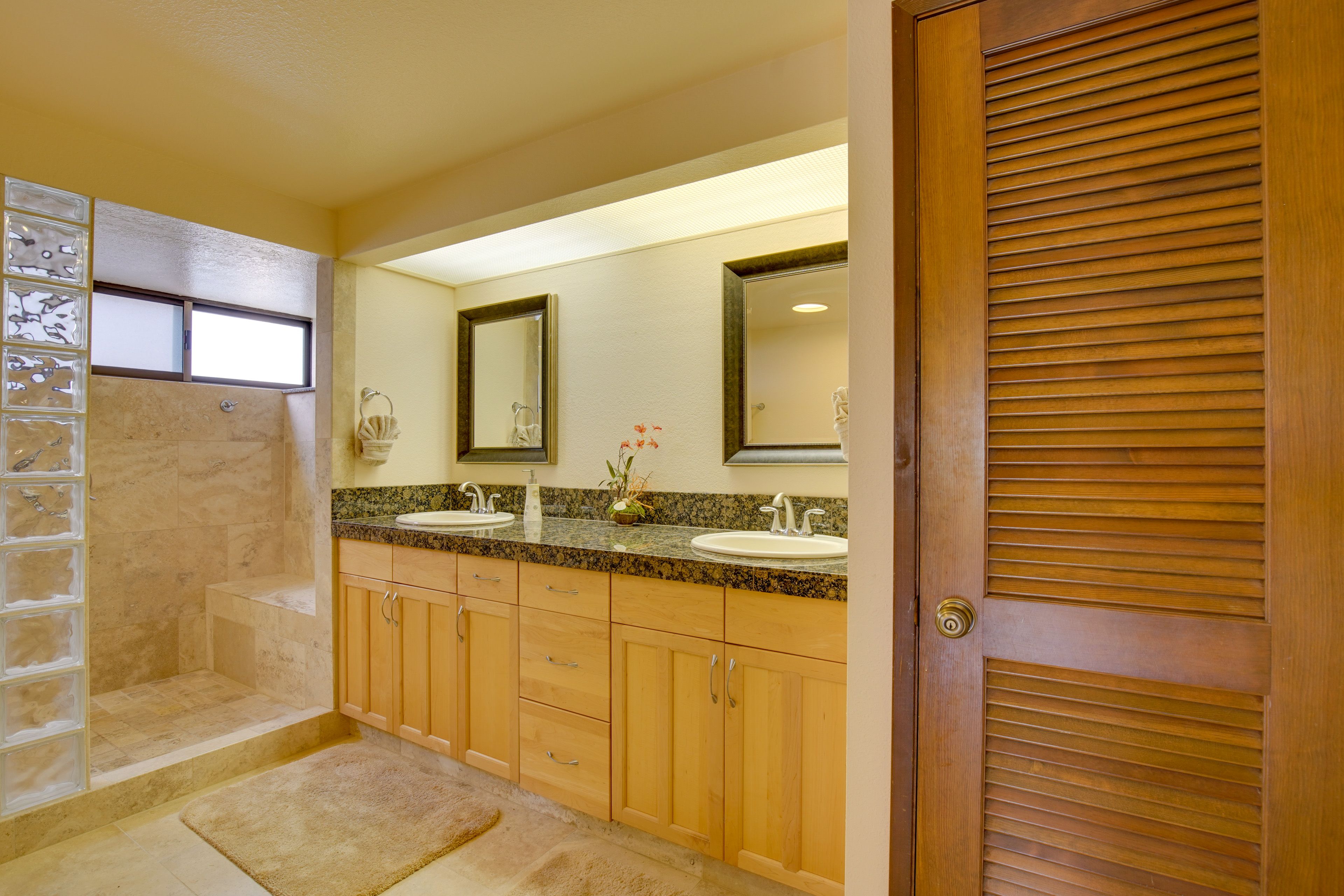 Bathroom | Towels Provided