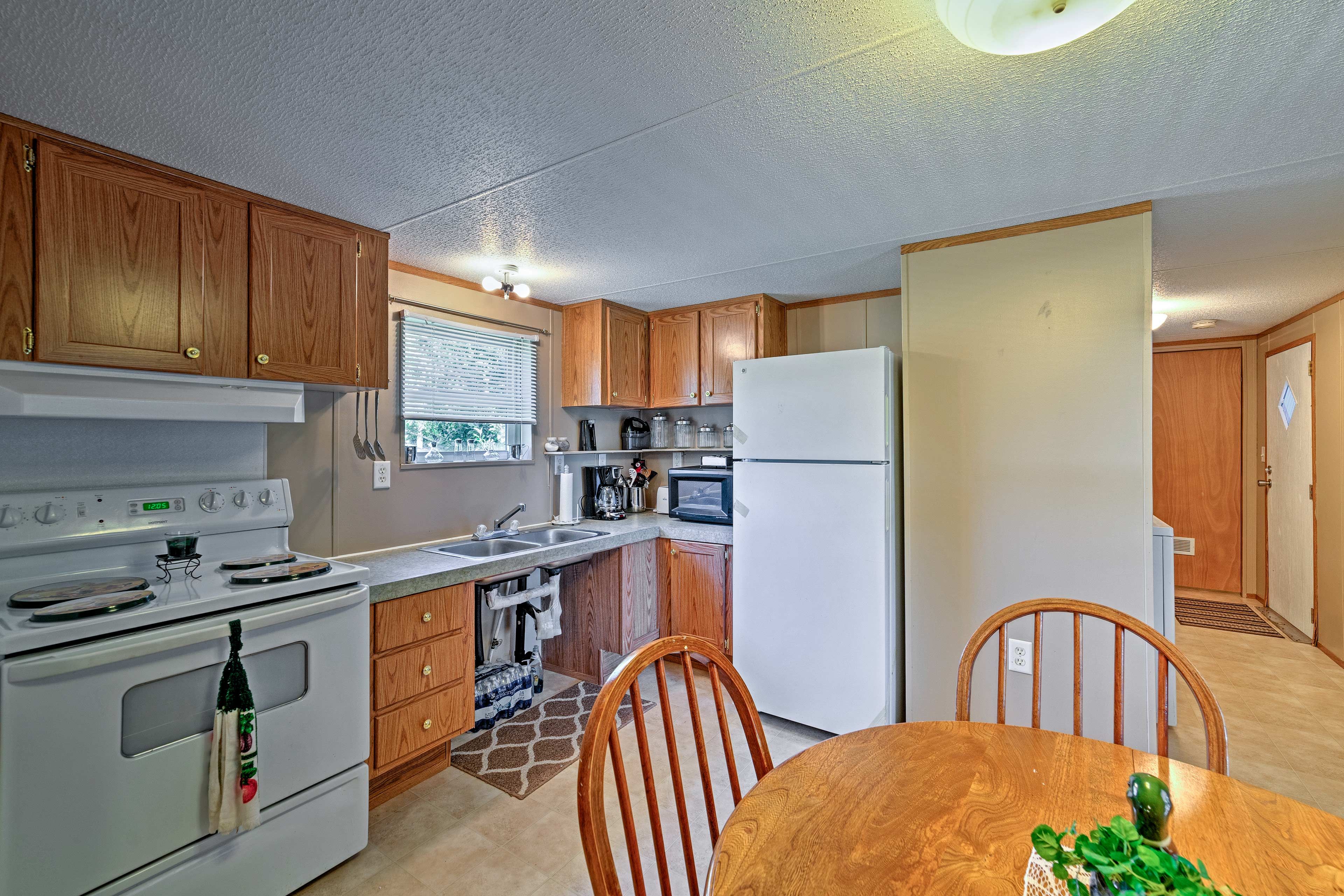 Kitchen | Well-Equipped