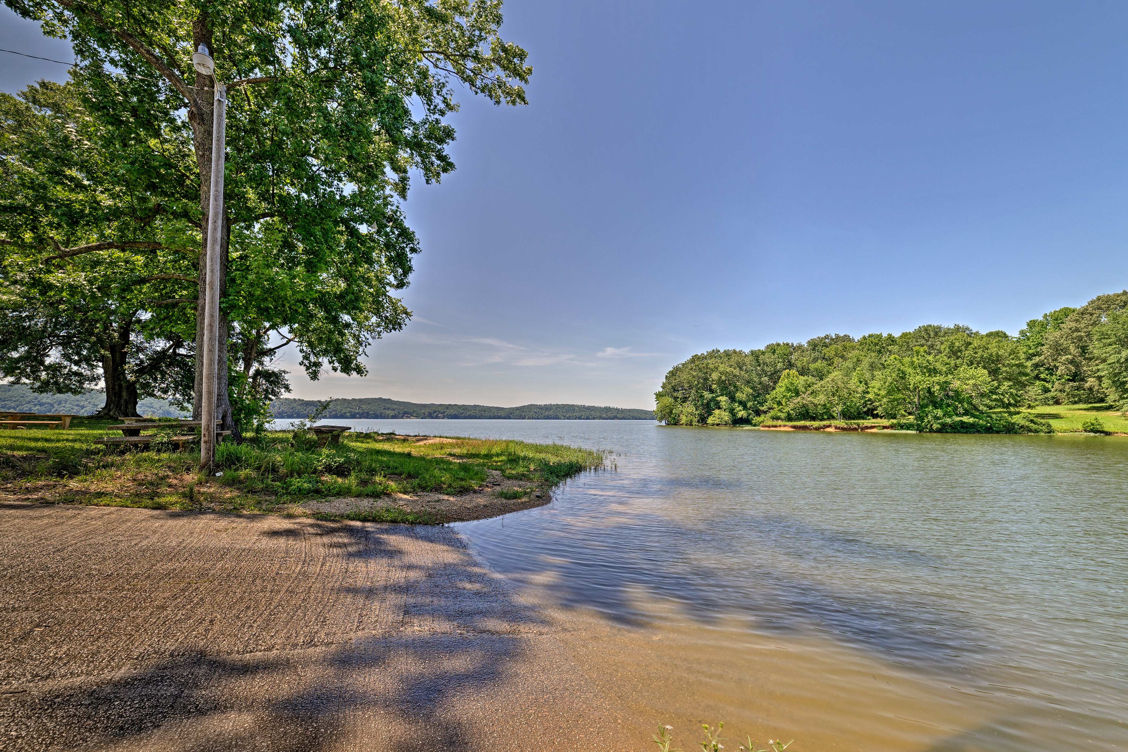 Community Boat Ramp Nearby