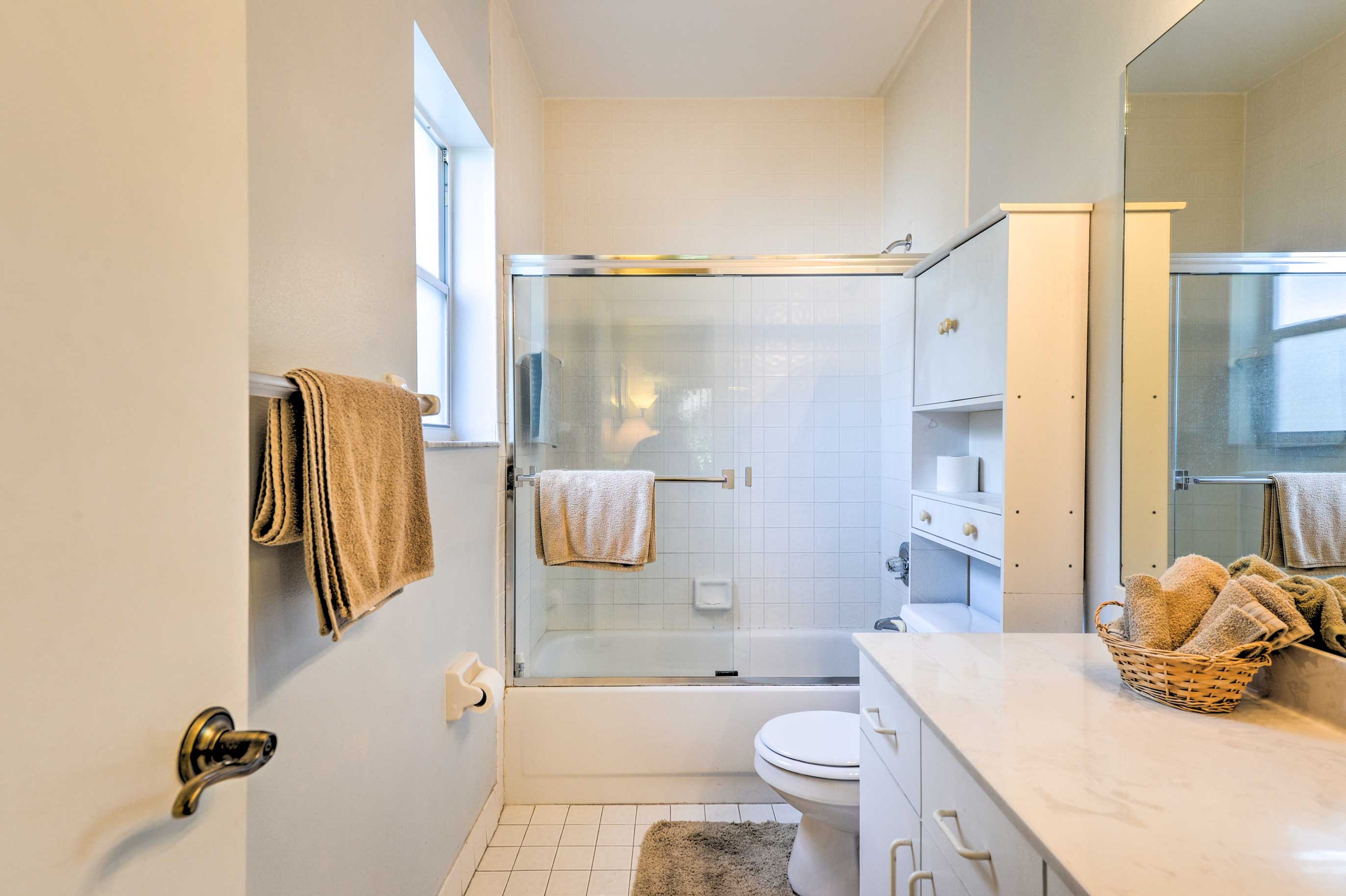 En-Suite Bathroom | Linens/Towels