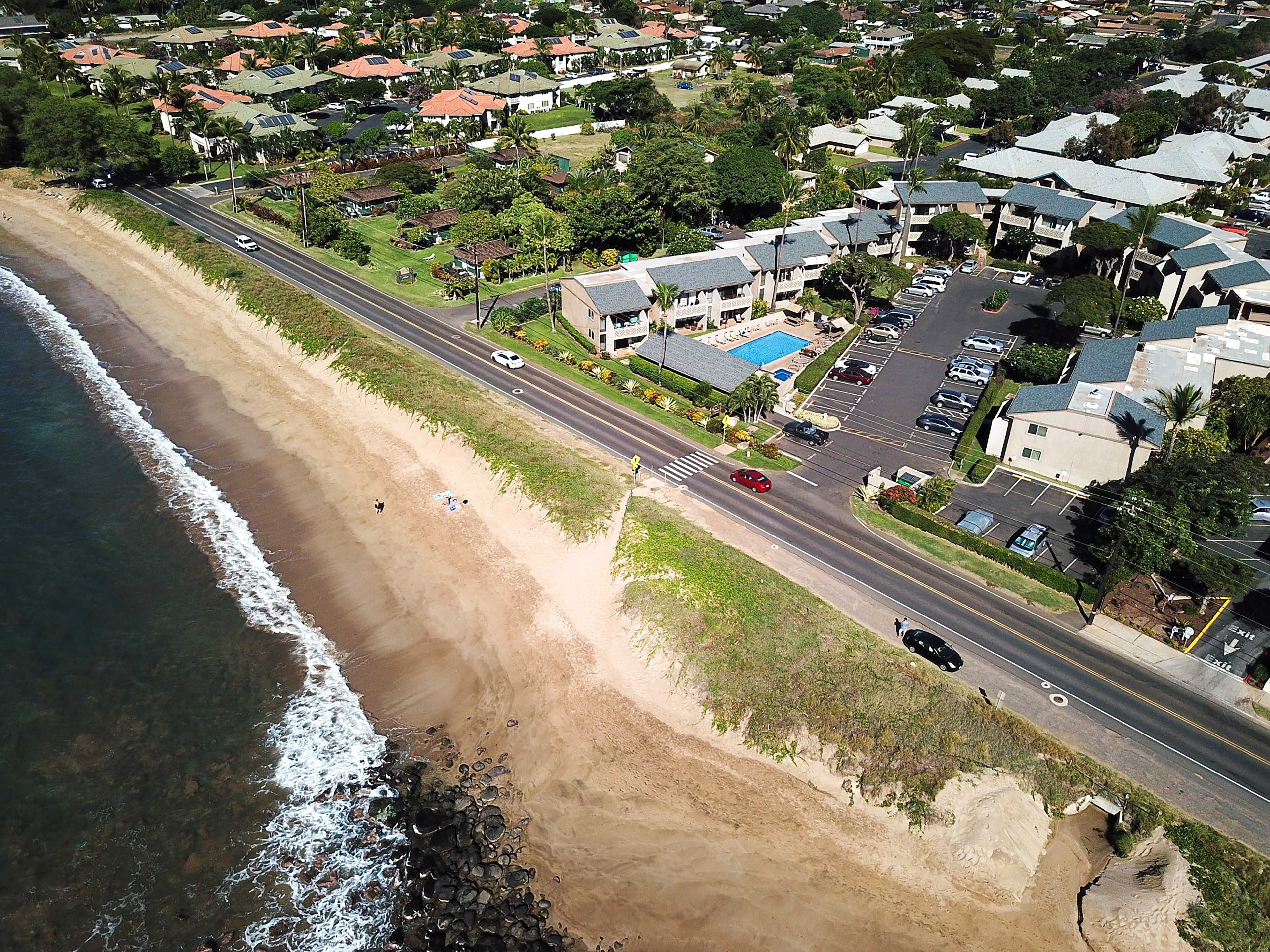 The condo is within minutes of numerous attractions!