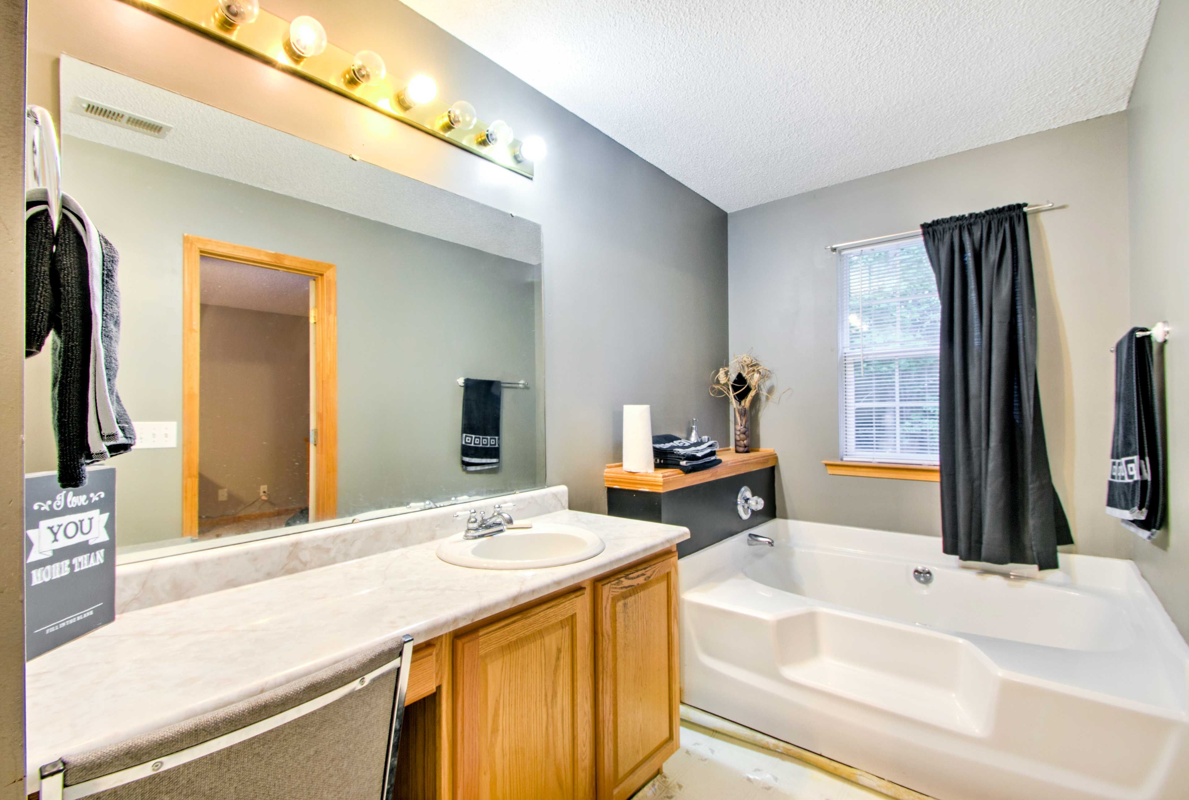 En-Suite Bathroom
