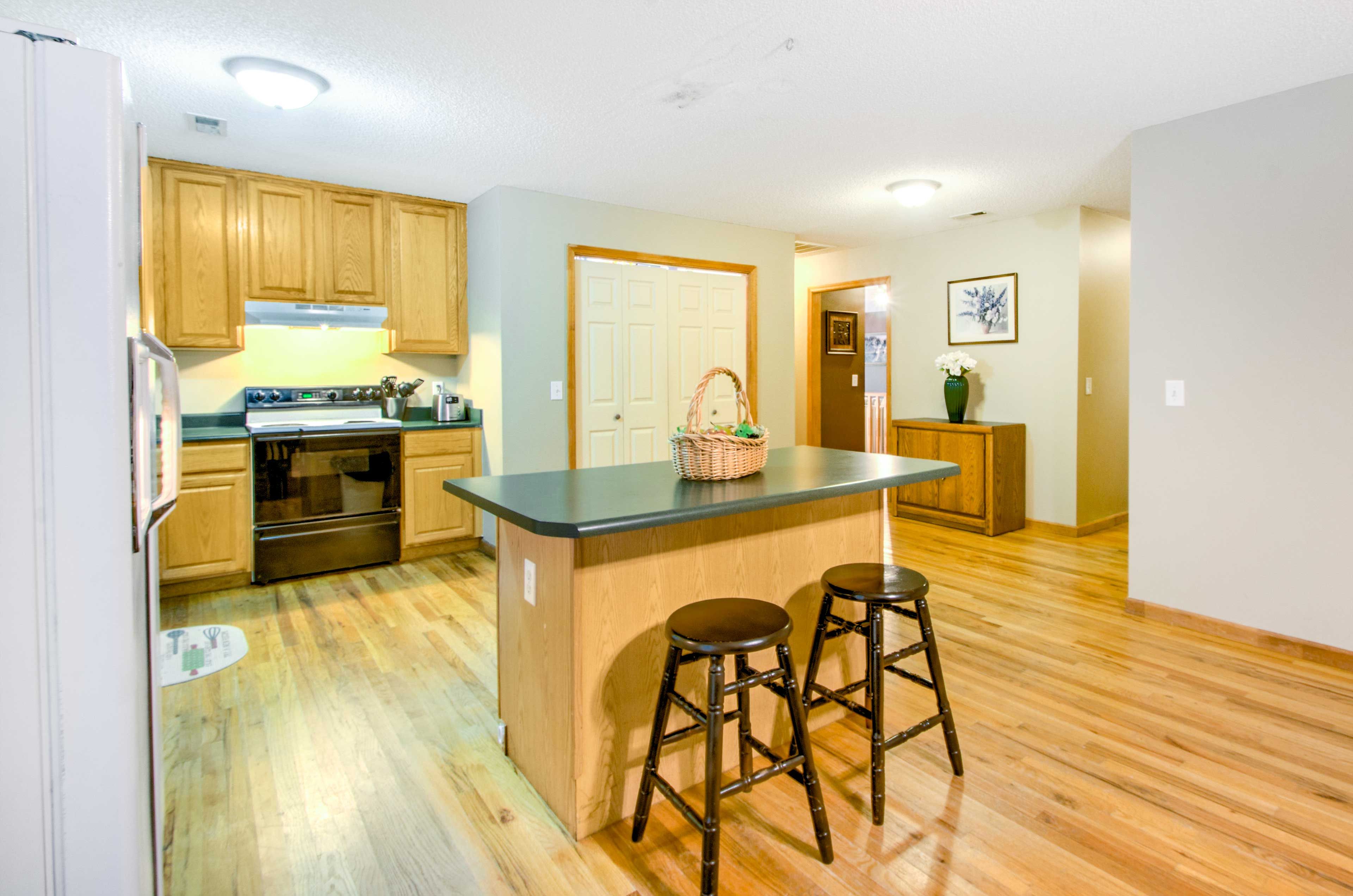 Kitchen | Fully Equipped | Cooking Basics
