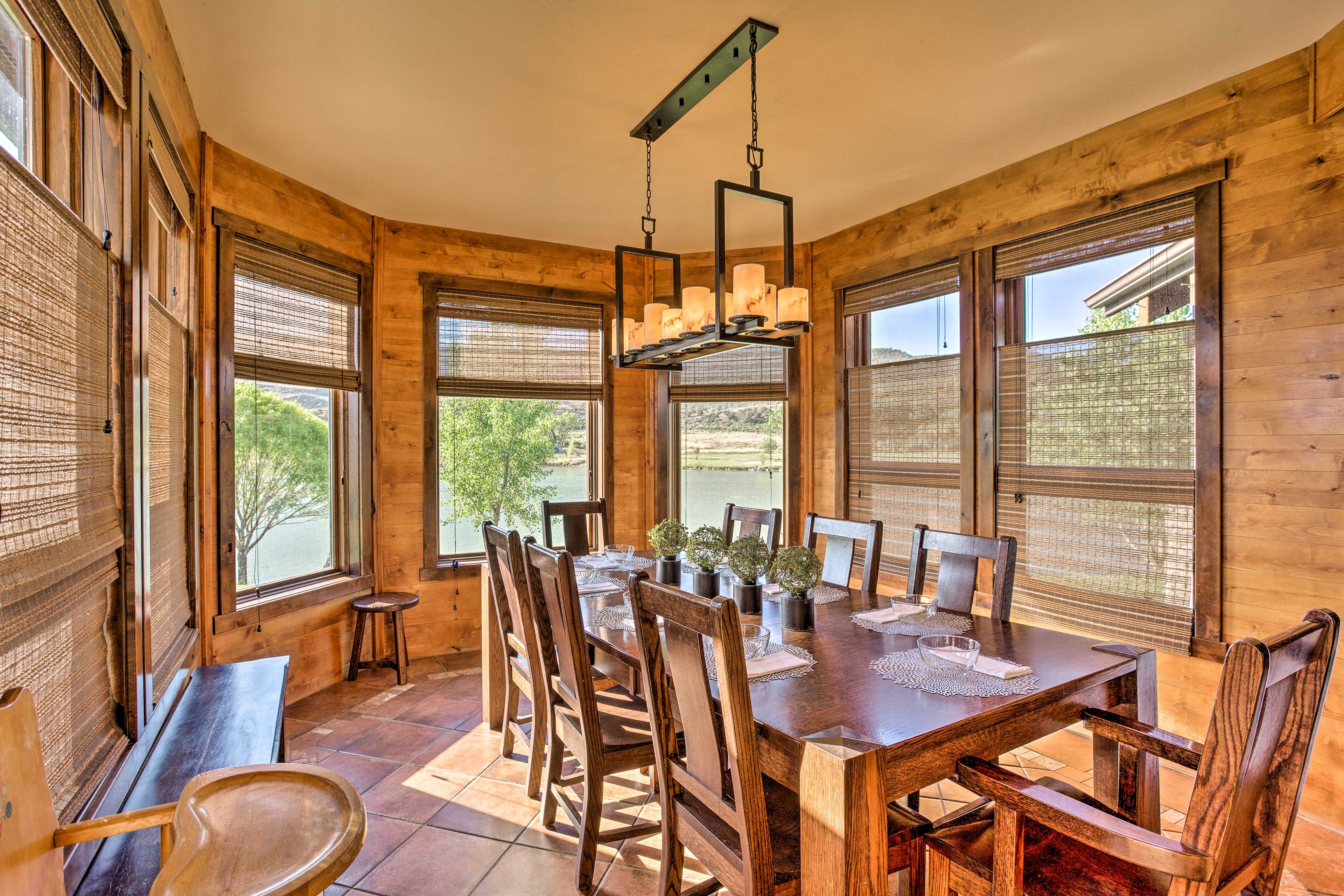 Sit down to a family meal with a view at the dining table.