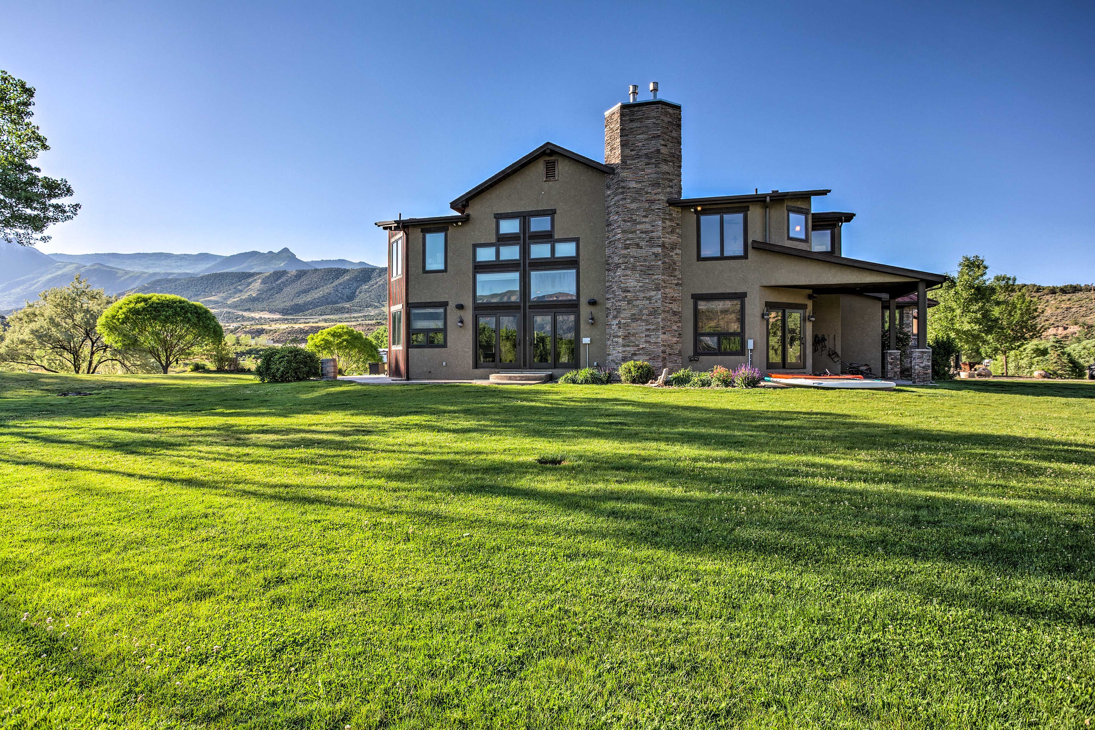 Leave your worries behind and reconnect with loved ones at this luxury home!