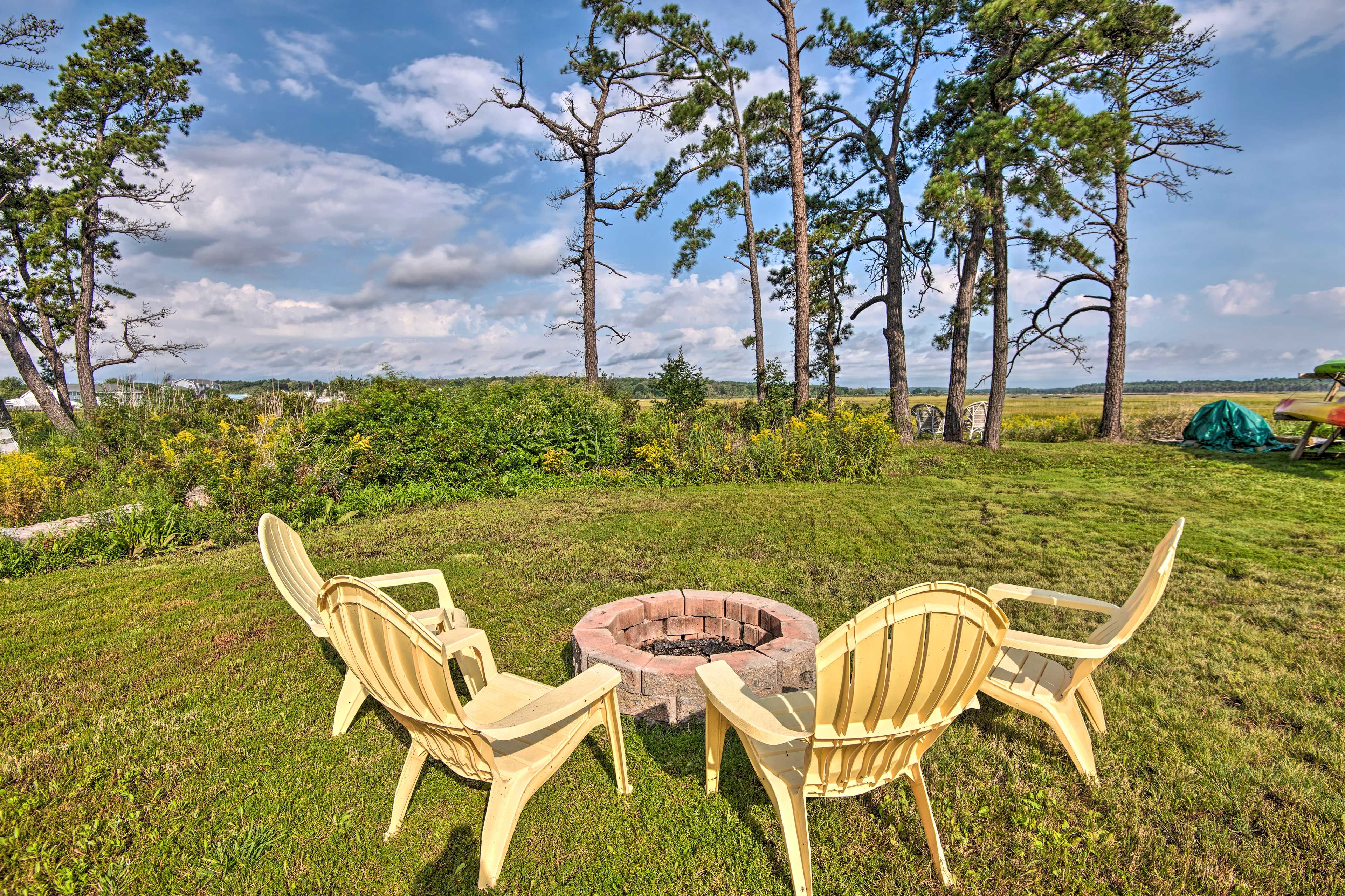Spacious Yard | Fire Pit