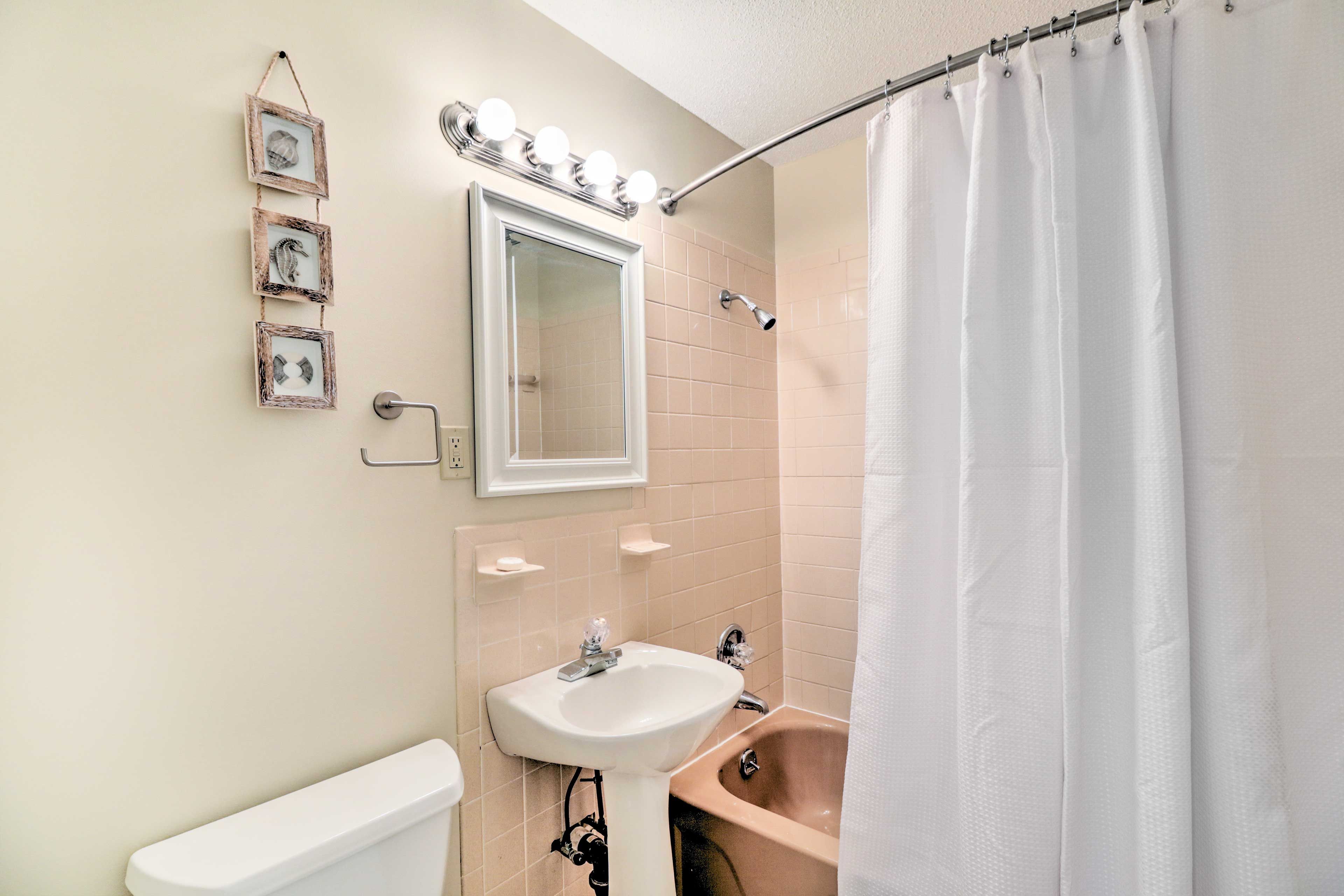 Full Bathroom