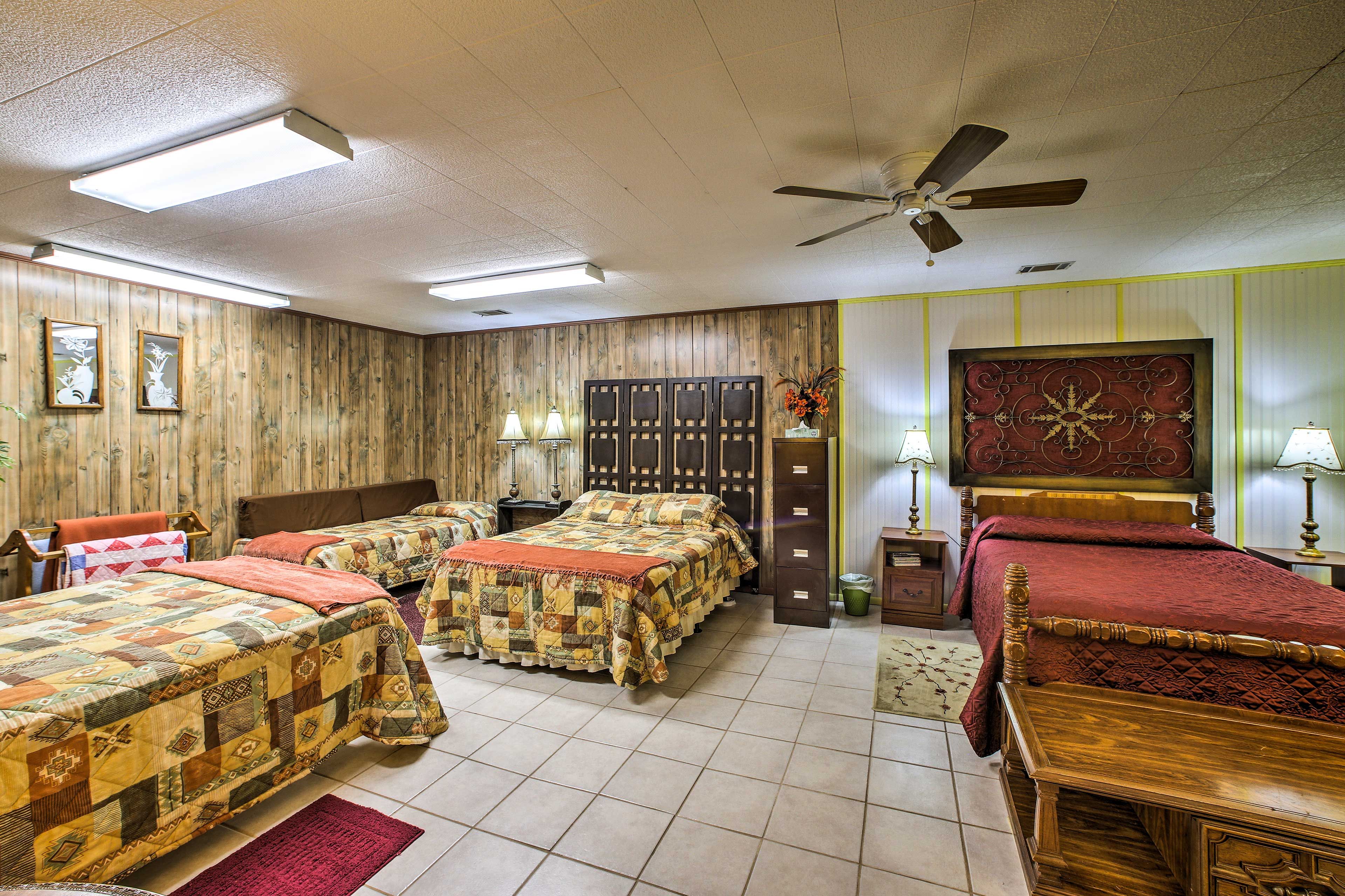 Bedroom 3 | 3 Full Beds | Twin Bed