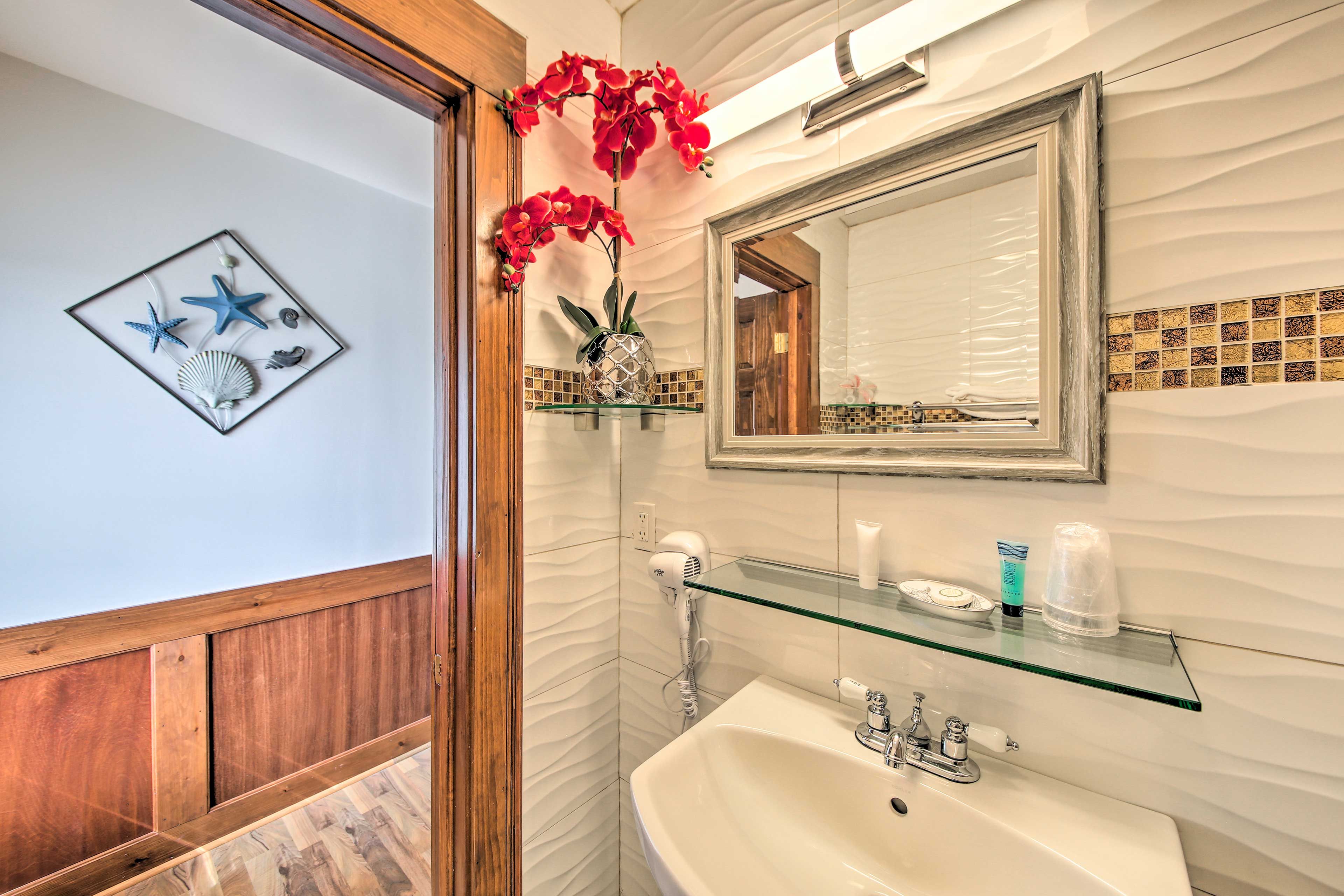 Full Bathroom