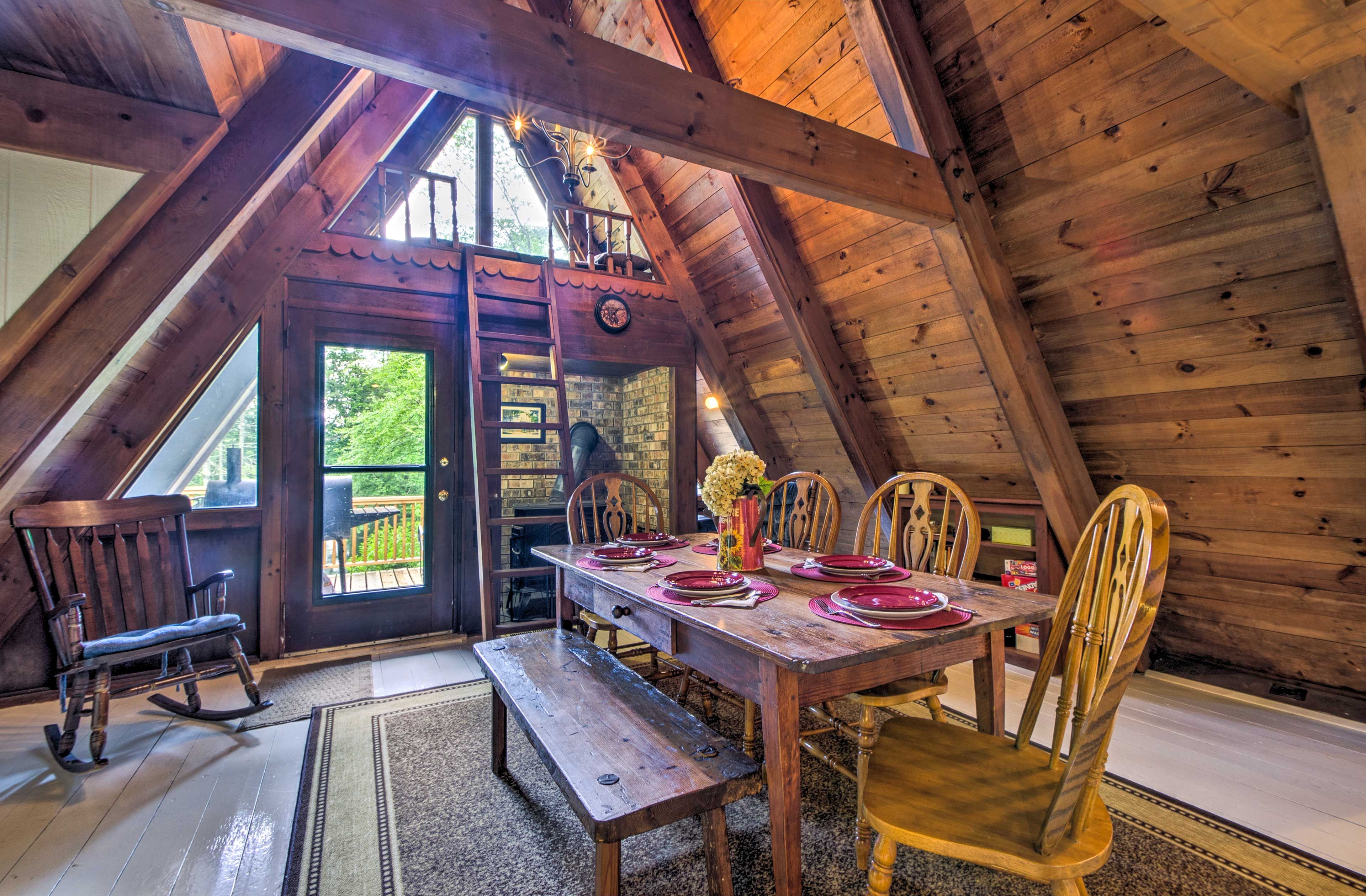 Dining Space | Dishware/Flatware