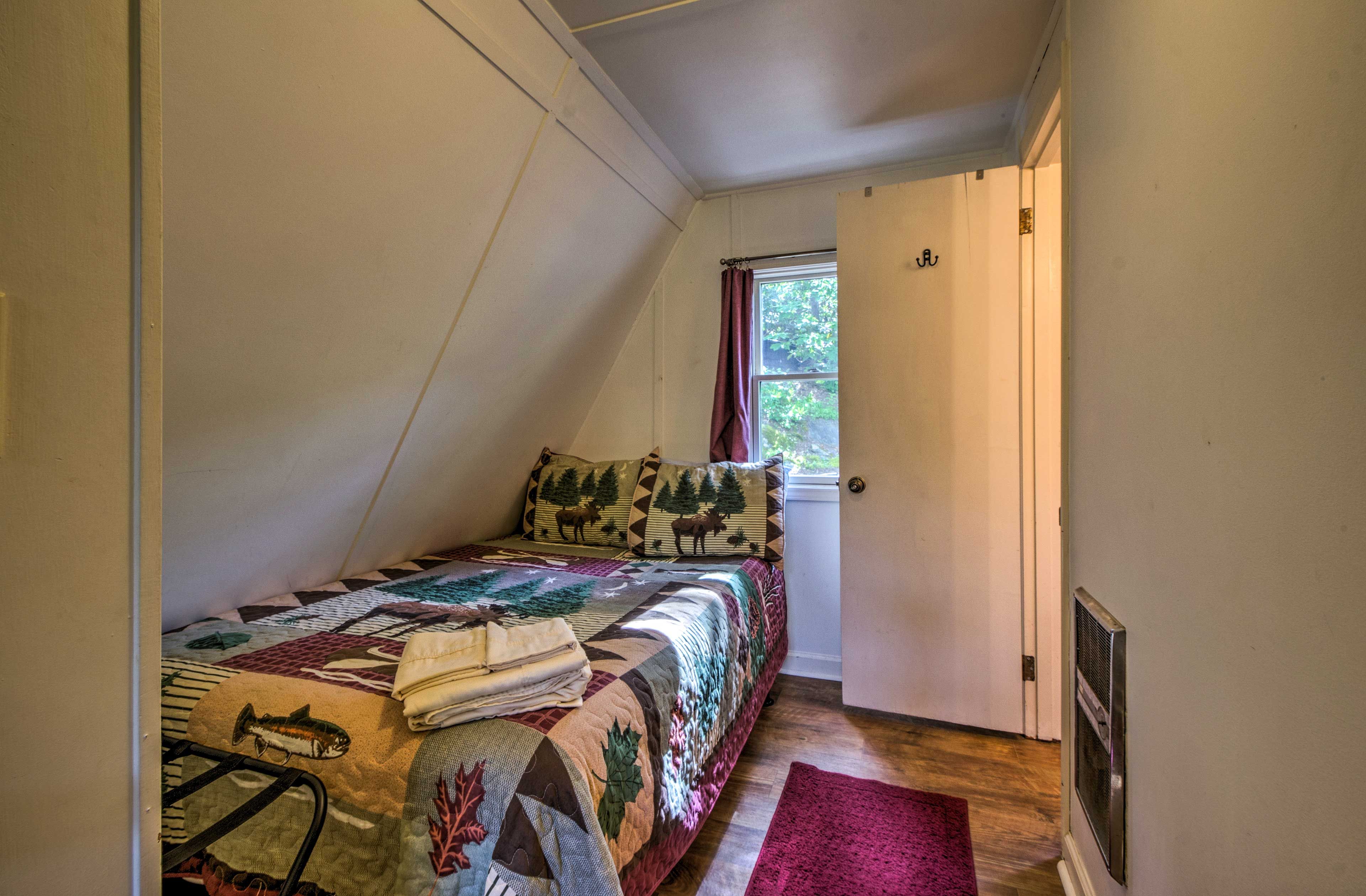 Bedroom 3 | Full Bed