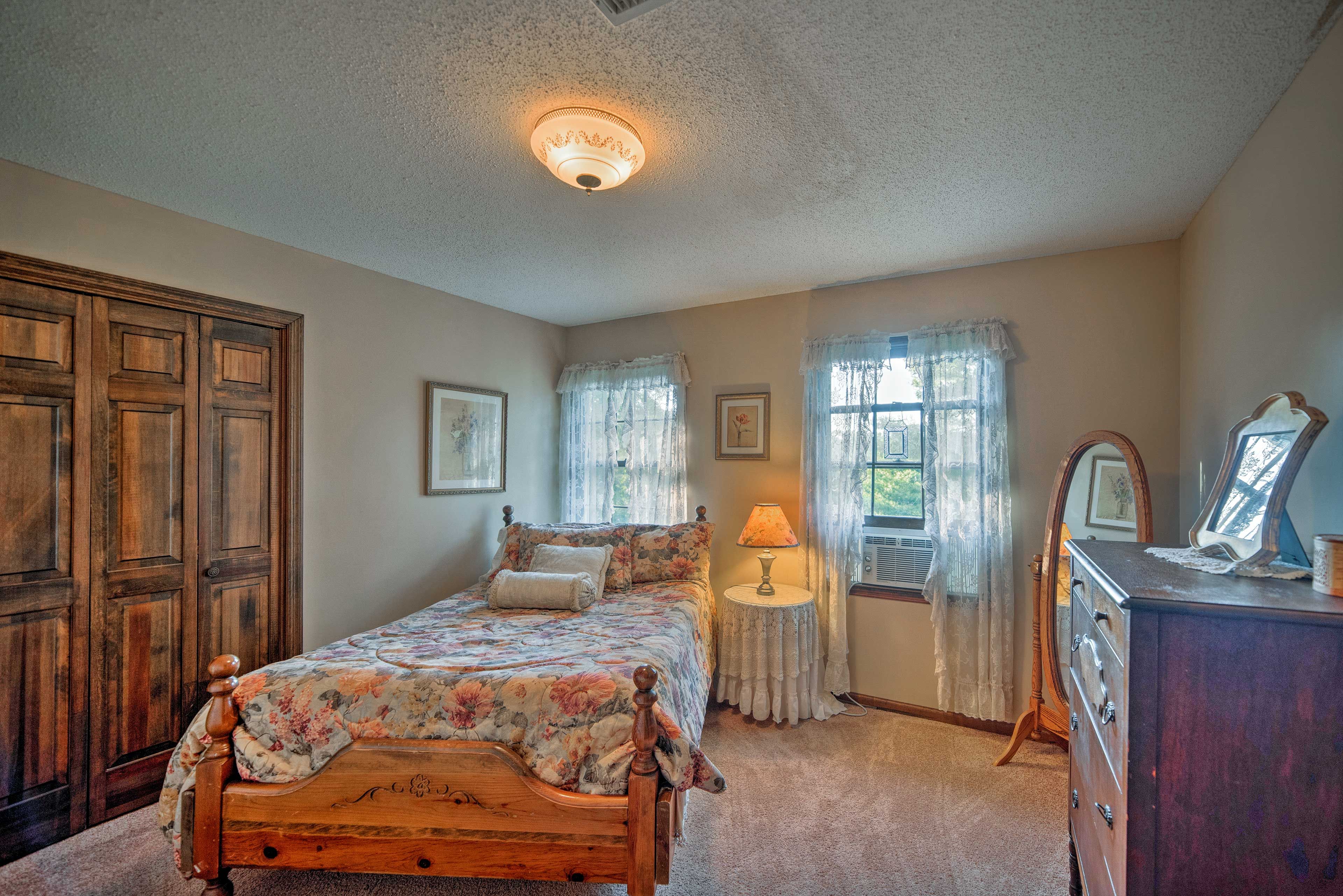 Bedroom 2 | Full Bed