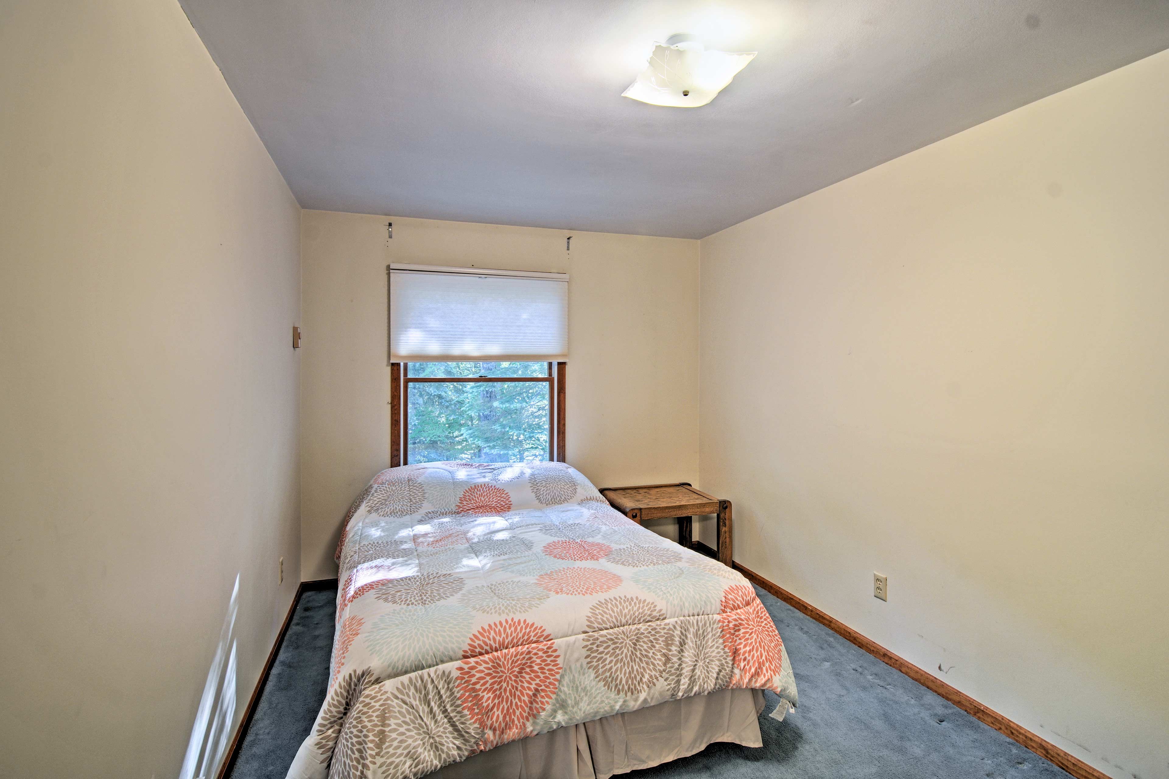 Two guests will sleep well in this full bed.
