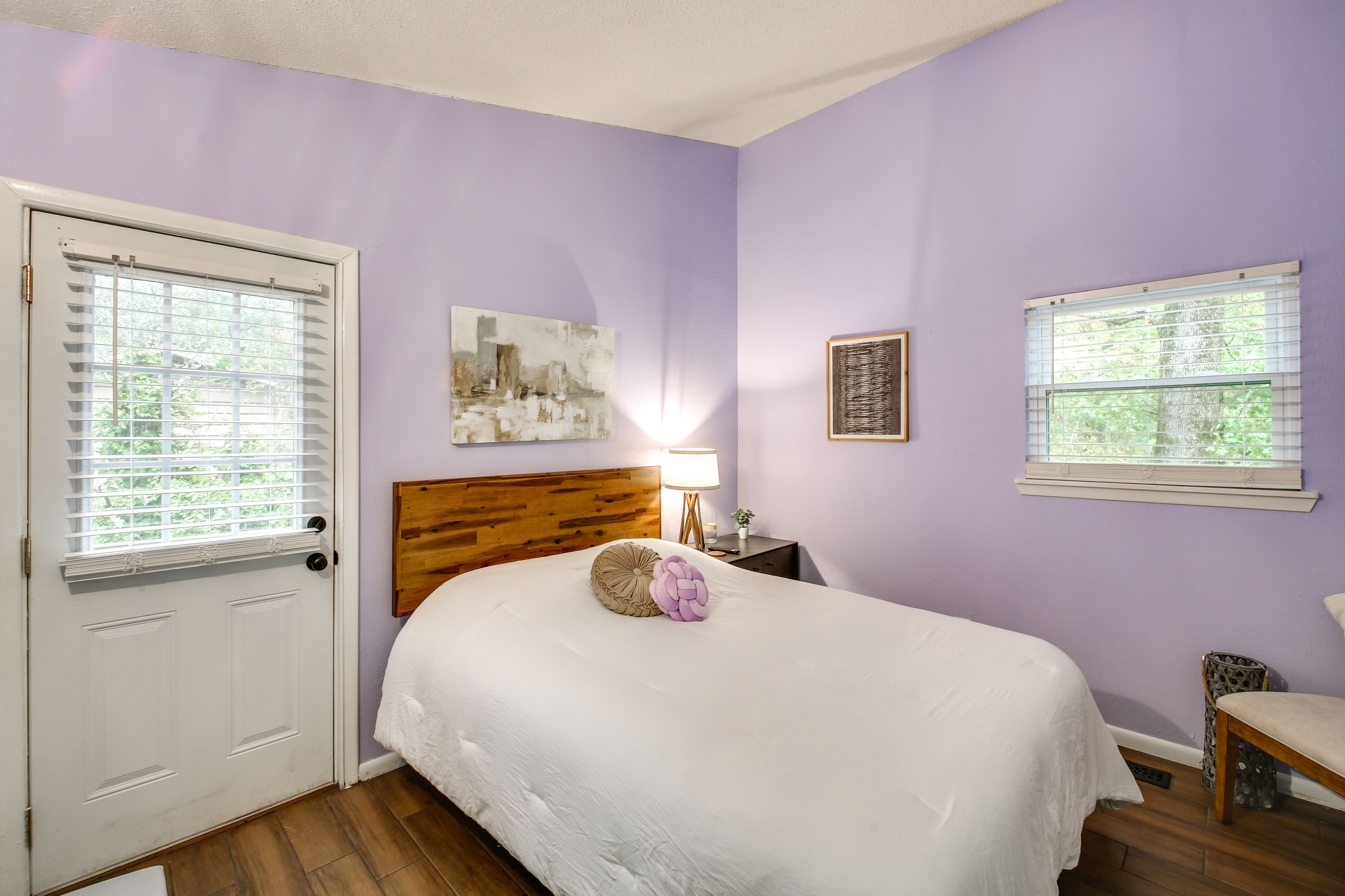 Bedroom 2 | Queen Bed | 1st Floor