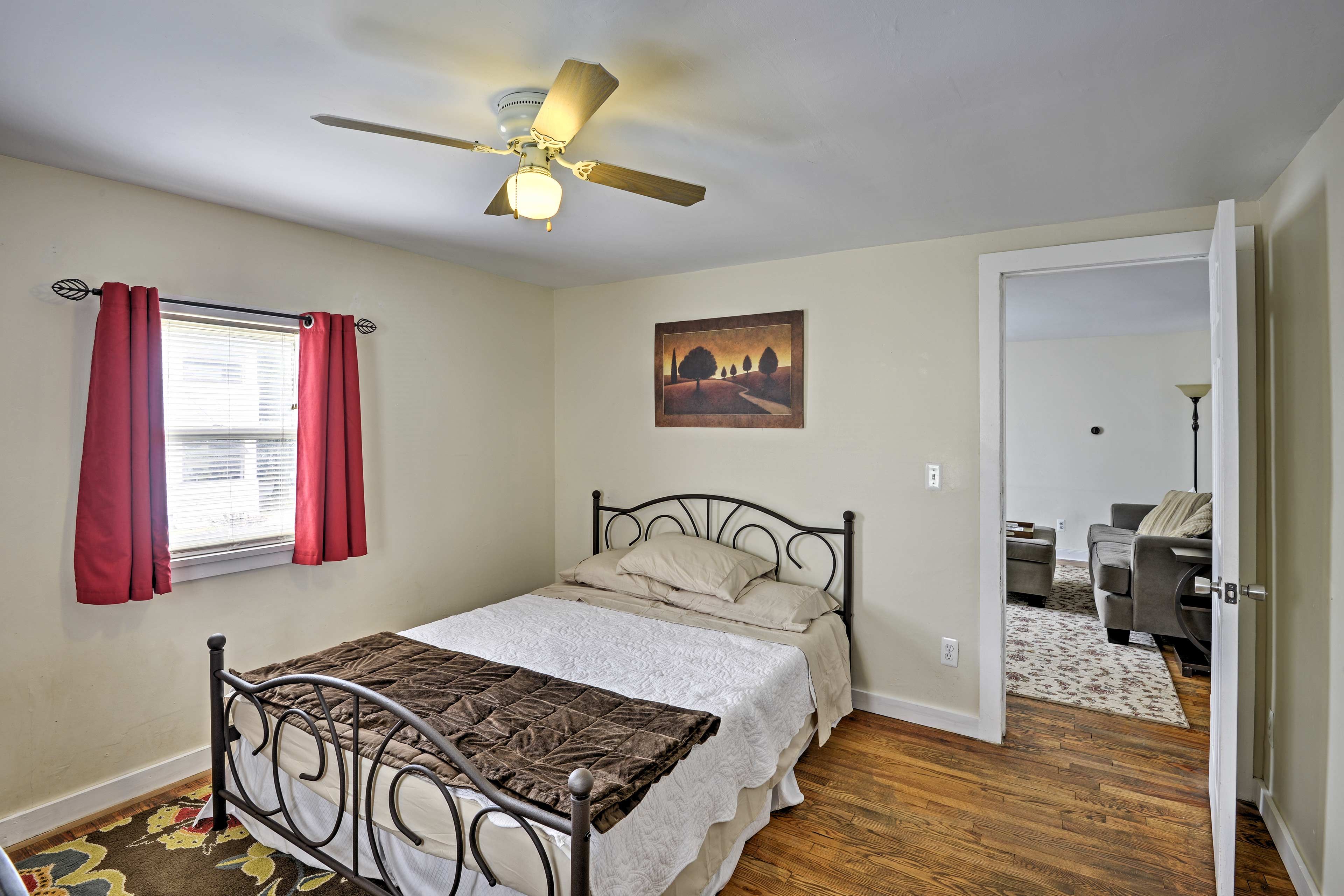 All 4 guests are guaranteed a good night's rest!