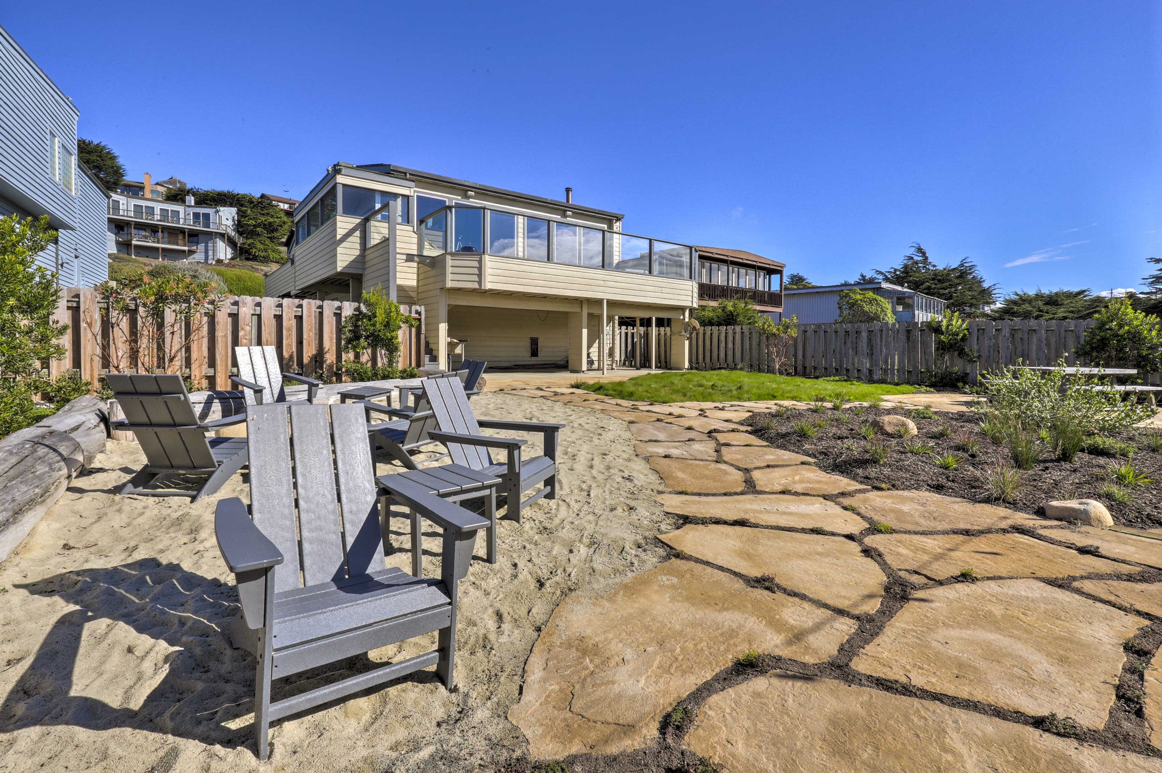 Backyard | Fire Pit | Lower-Level Patio | Horseshoes | Bocce Ball