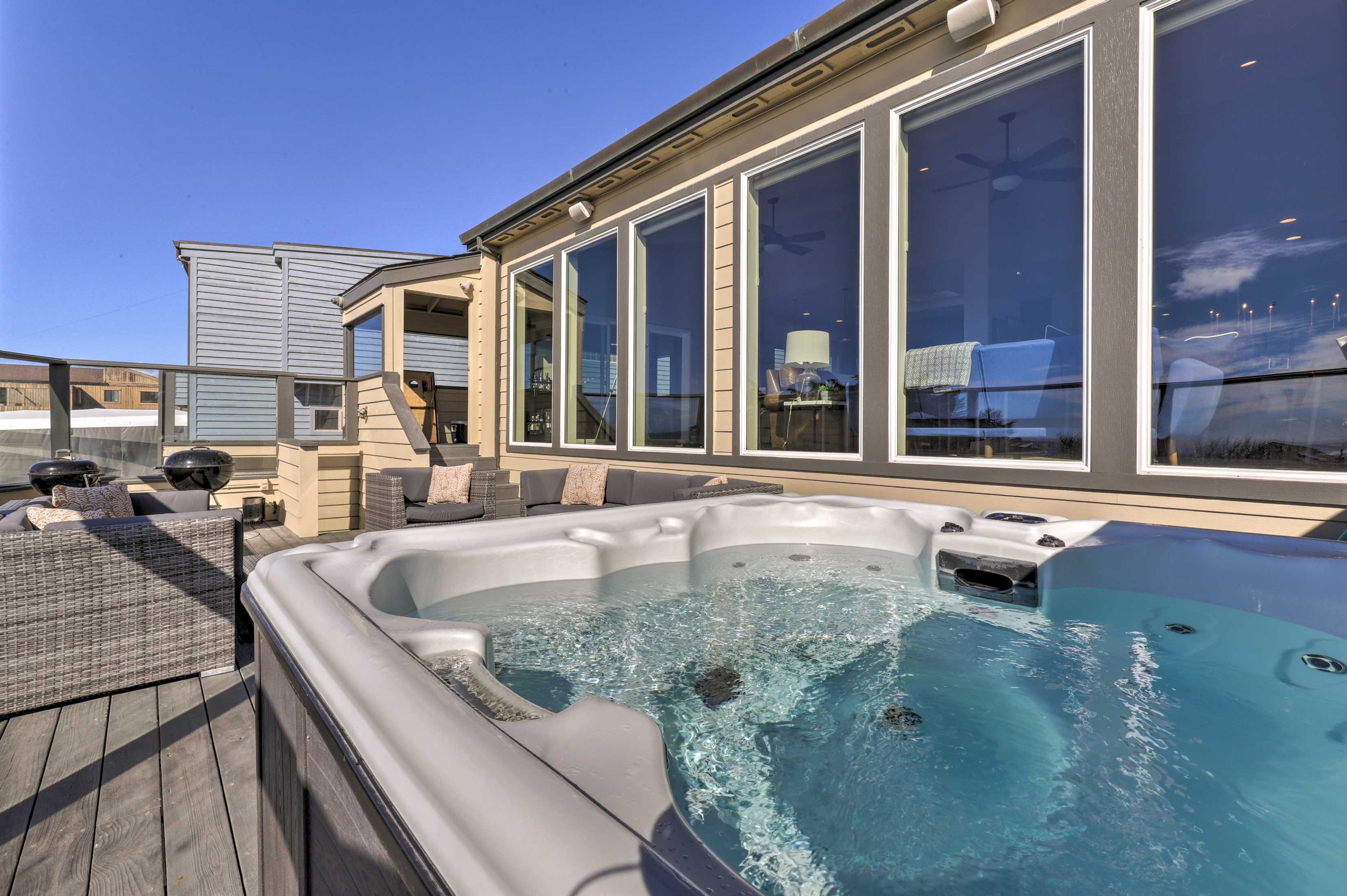 Private Deck | Private Hot Tub | Grill | Ocean Views