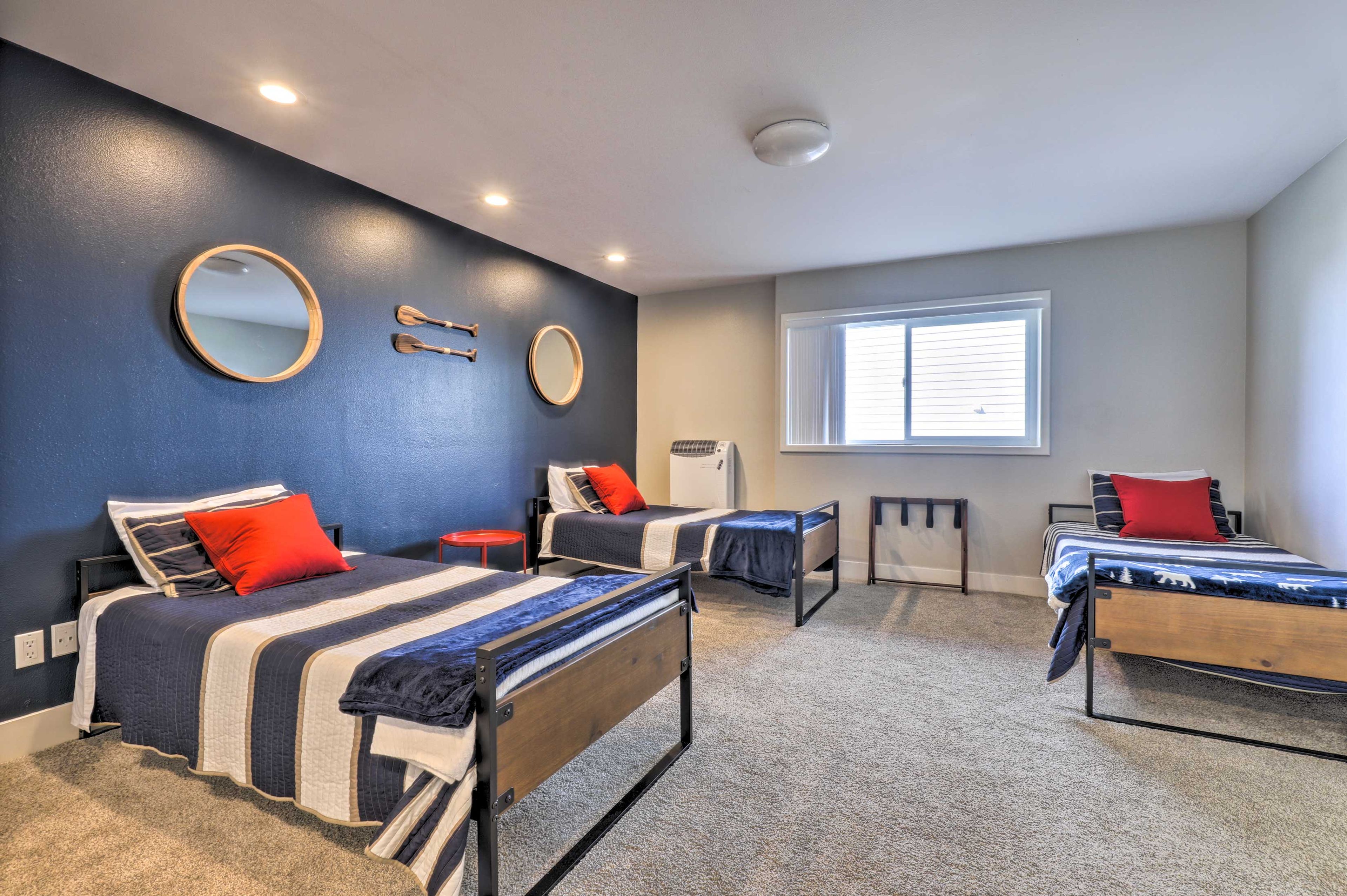 Bedroom 4 | 3 Twin Beds | En-Suite Bathroom