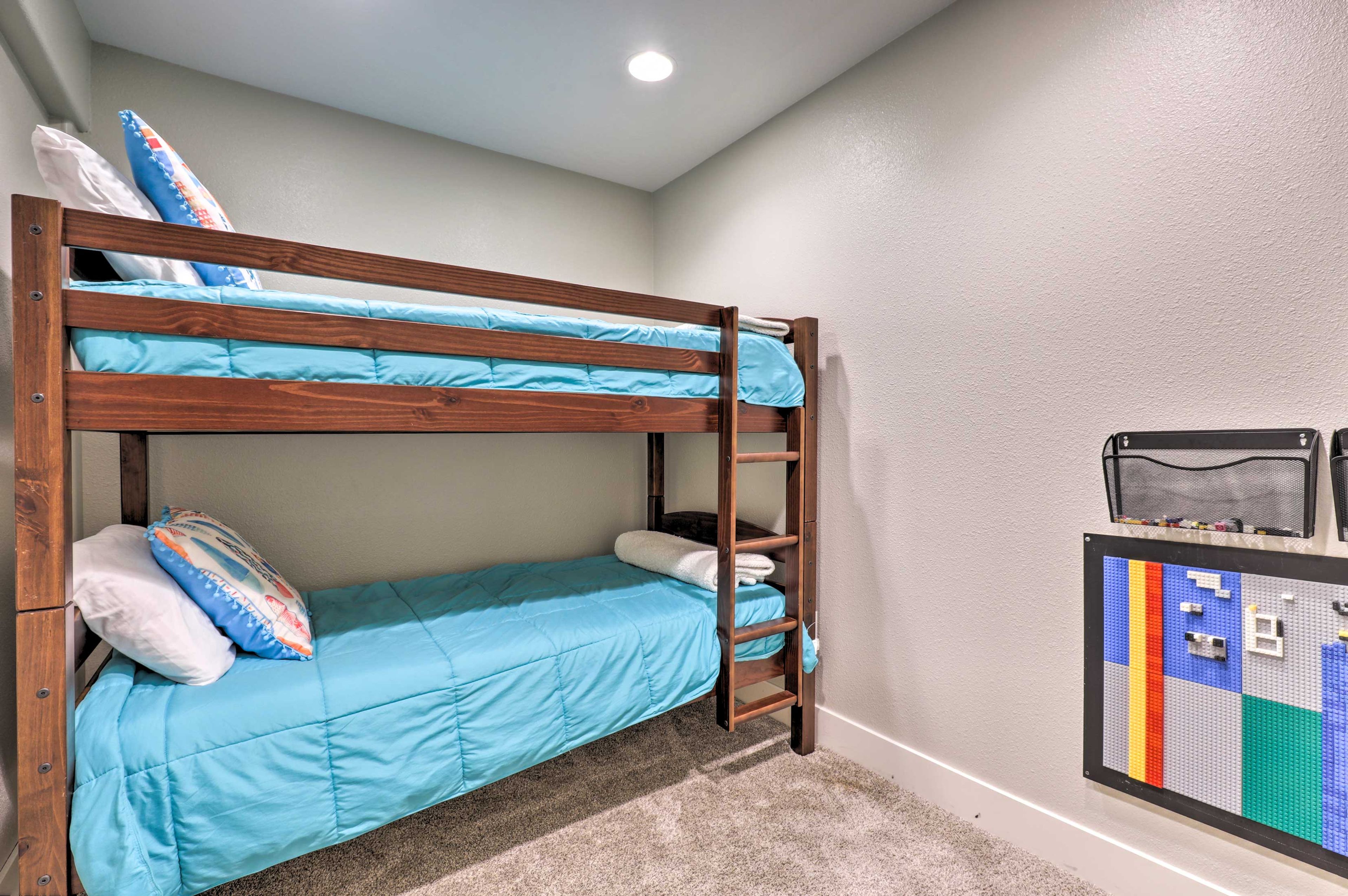Game Room | Twin Bunk Bed