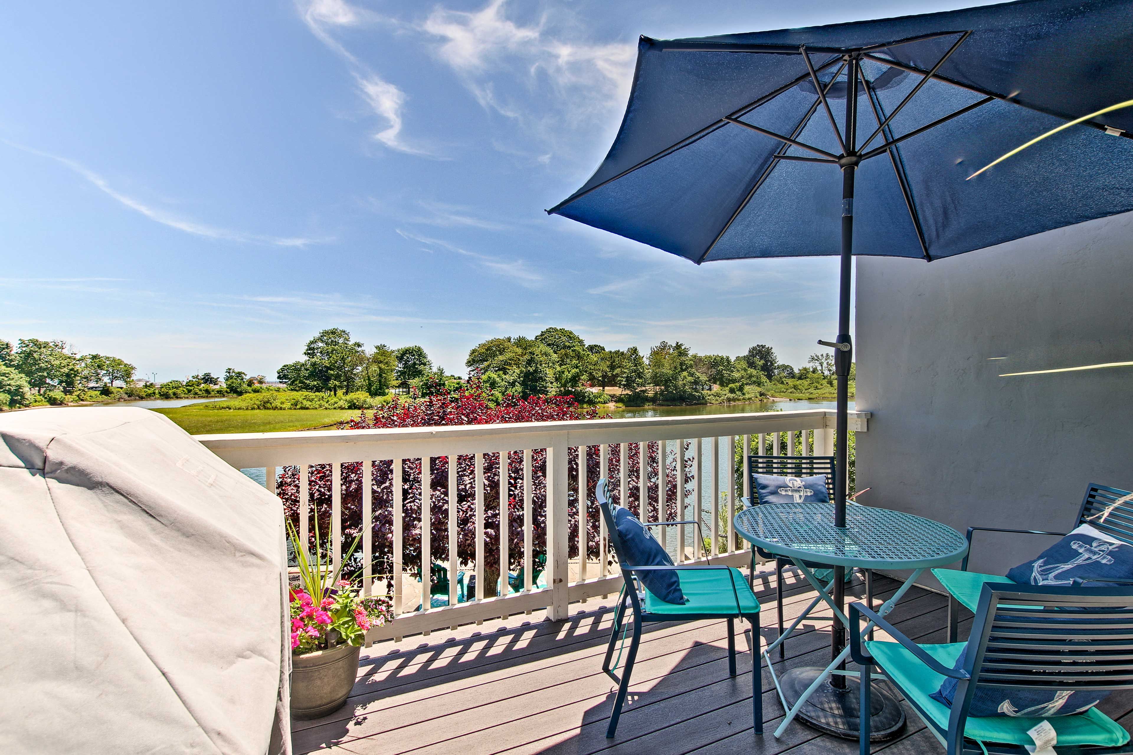Deck | Gas Grill