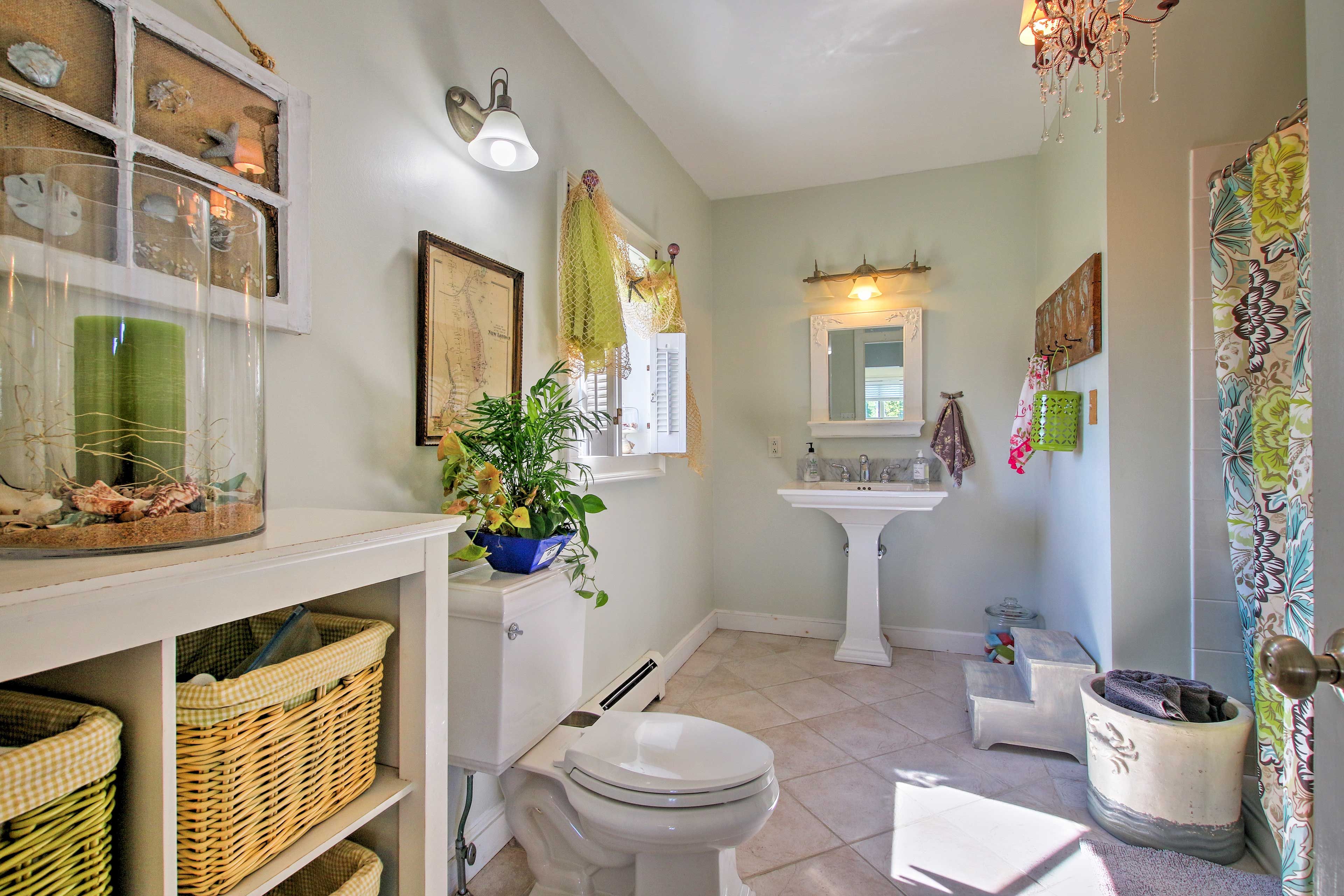 Full Bathroom