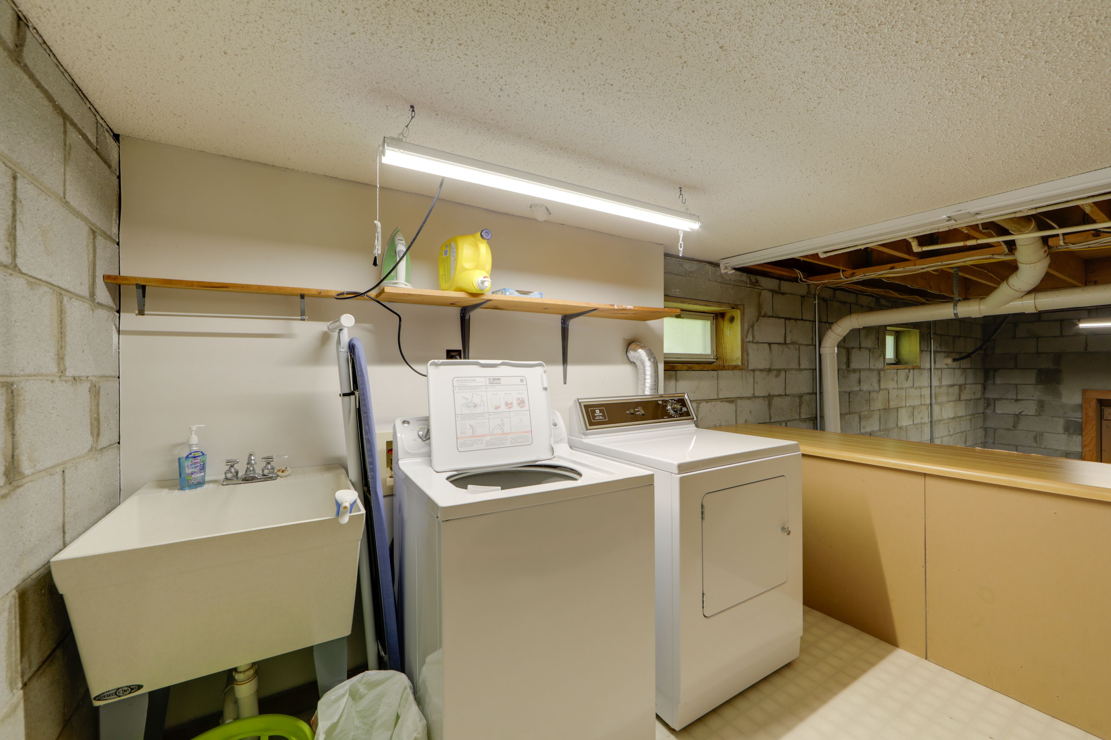 Washer & Dryer