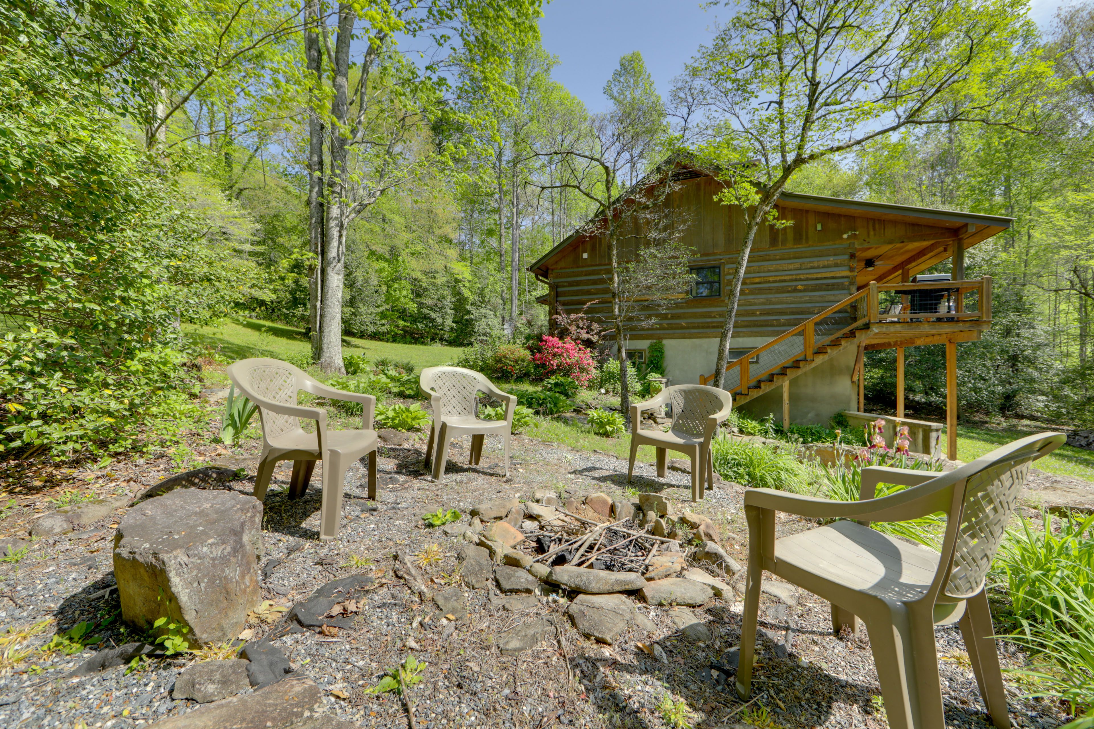 Exterior | Fire Pit