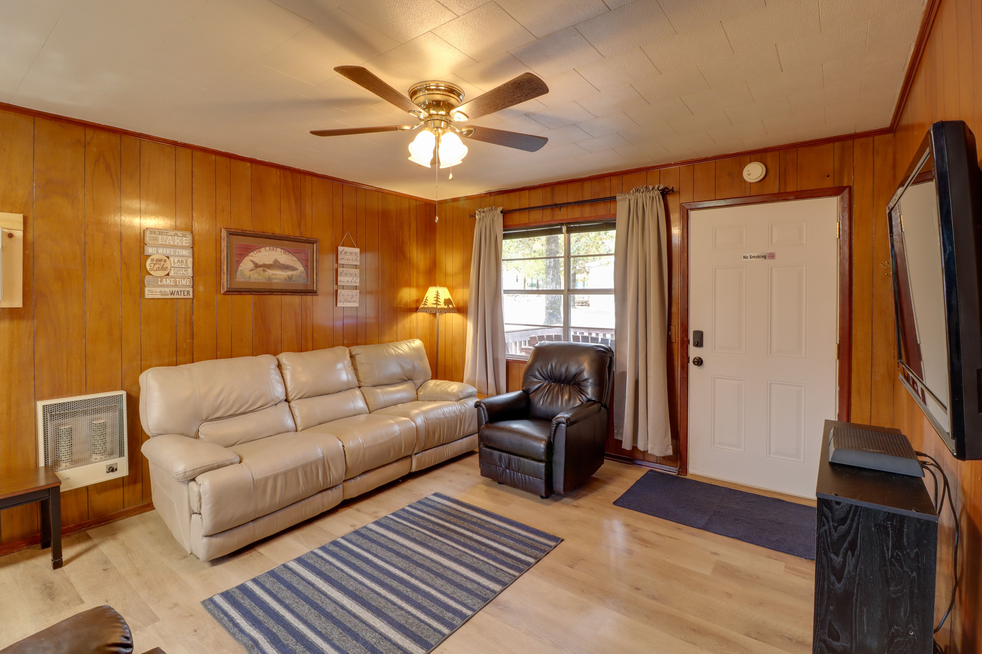 Living Room | Single-Story Property