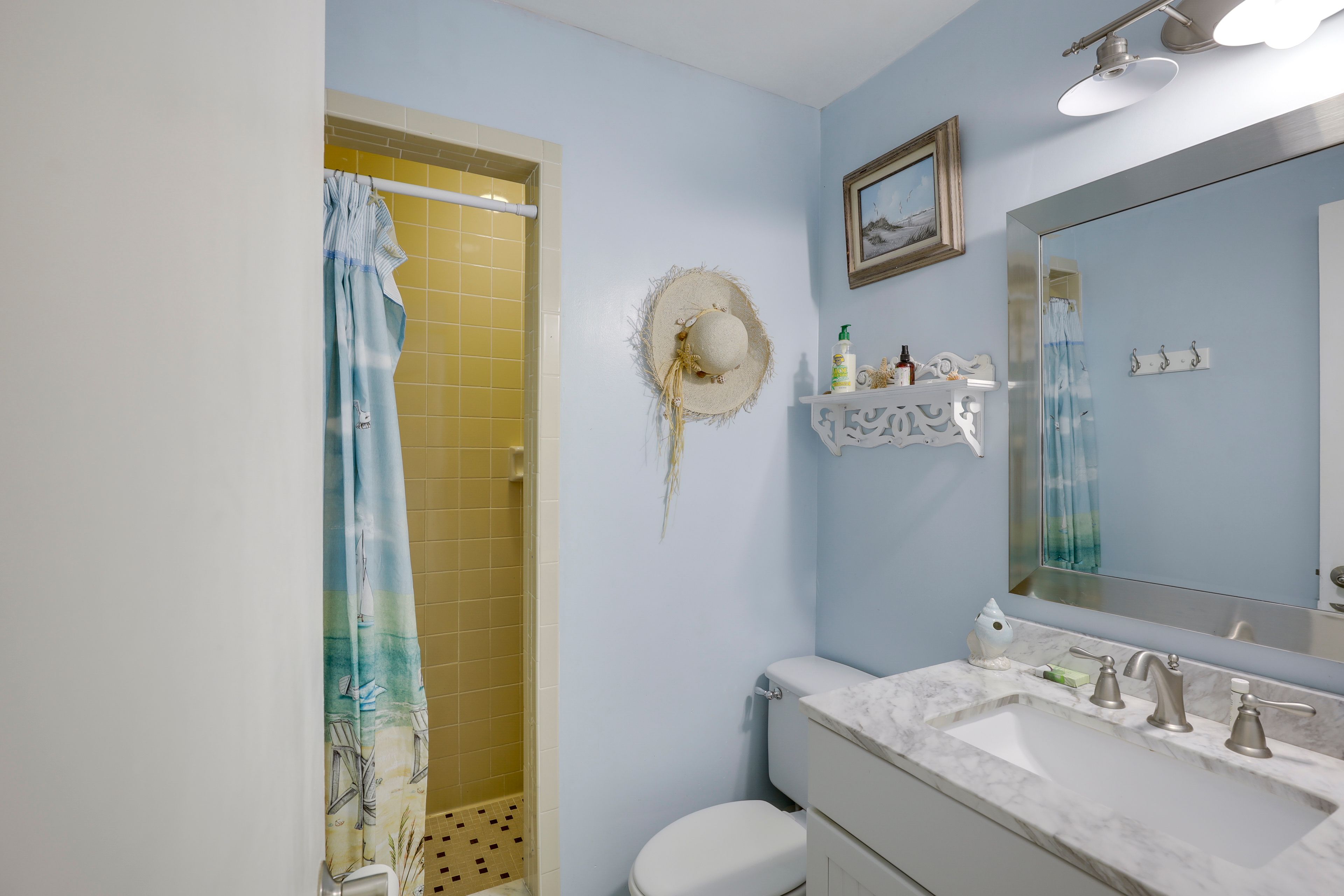 En-Suite Bathroom | Linens/Towels