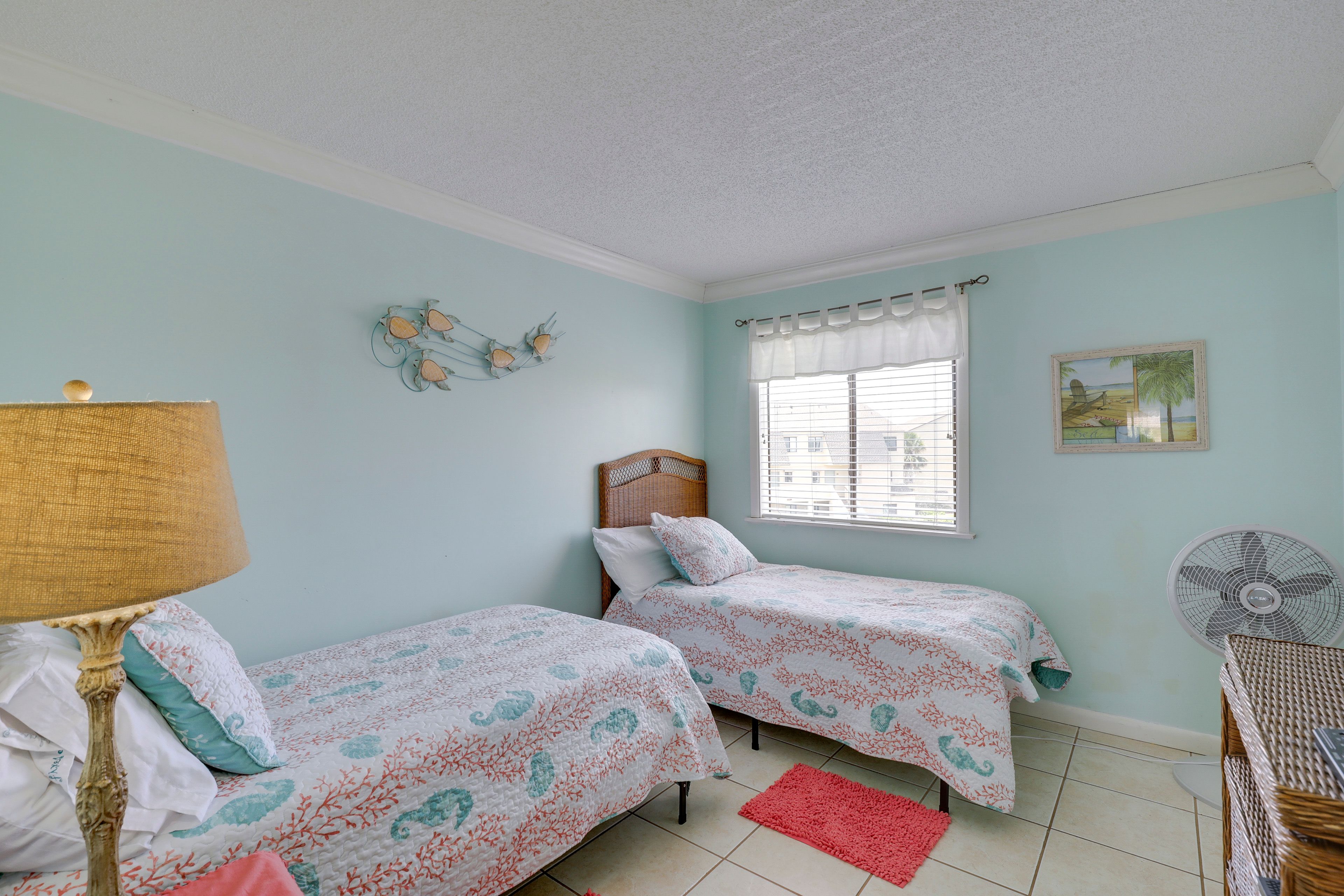Bedroom 2 | 2 Twin Beds