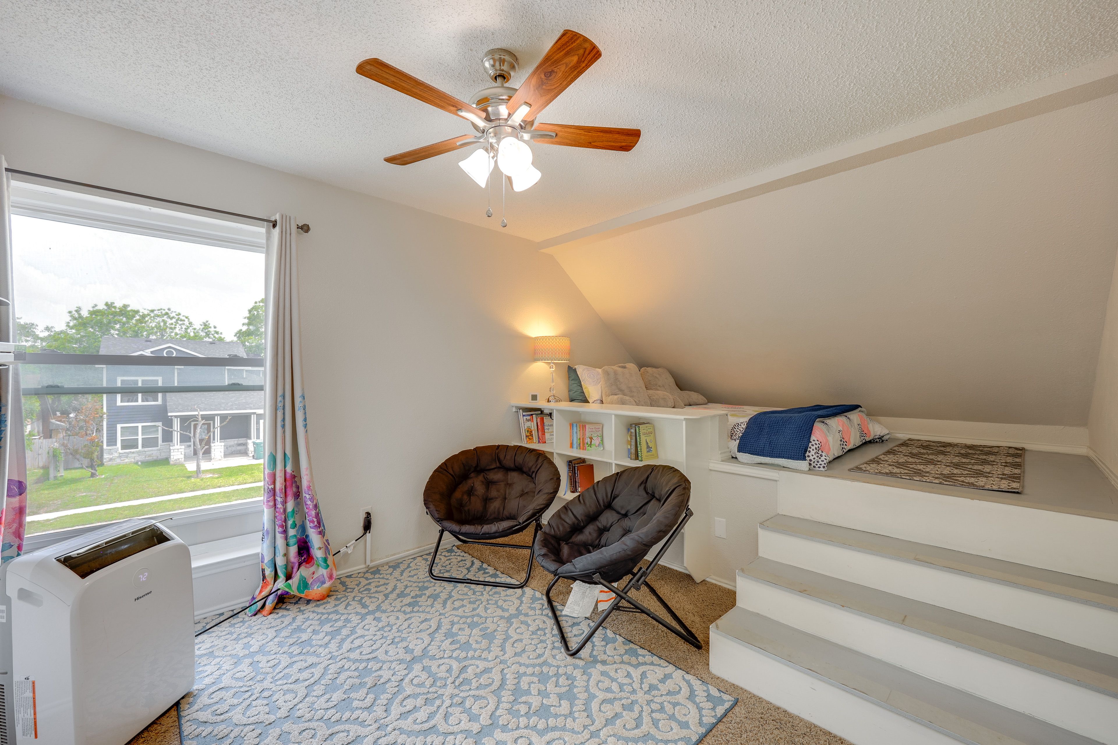Bedroom 3 | Queen Bed